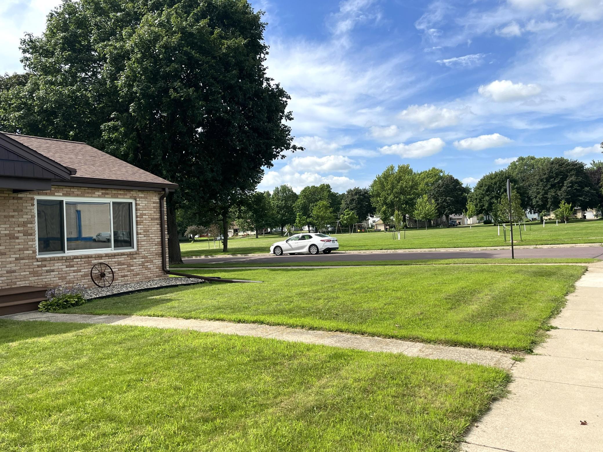 main property photo 43