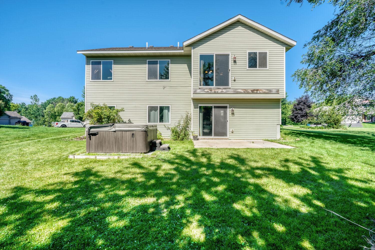 main property photo 24