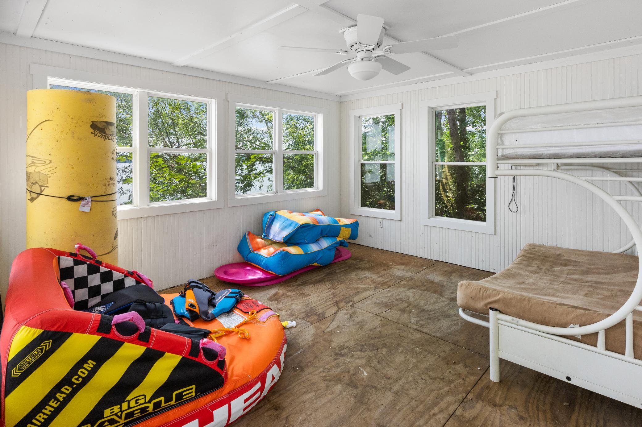 main property photo 75