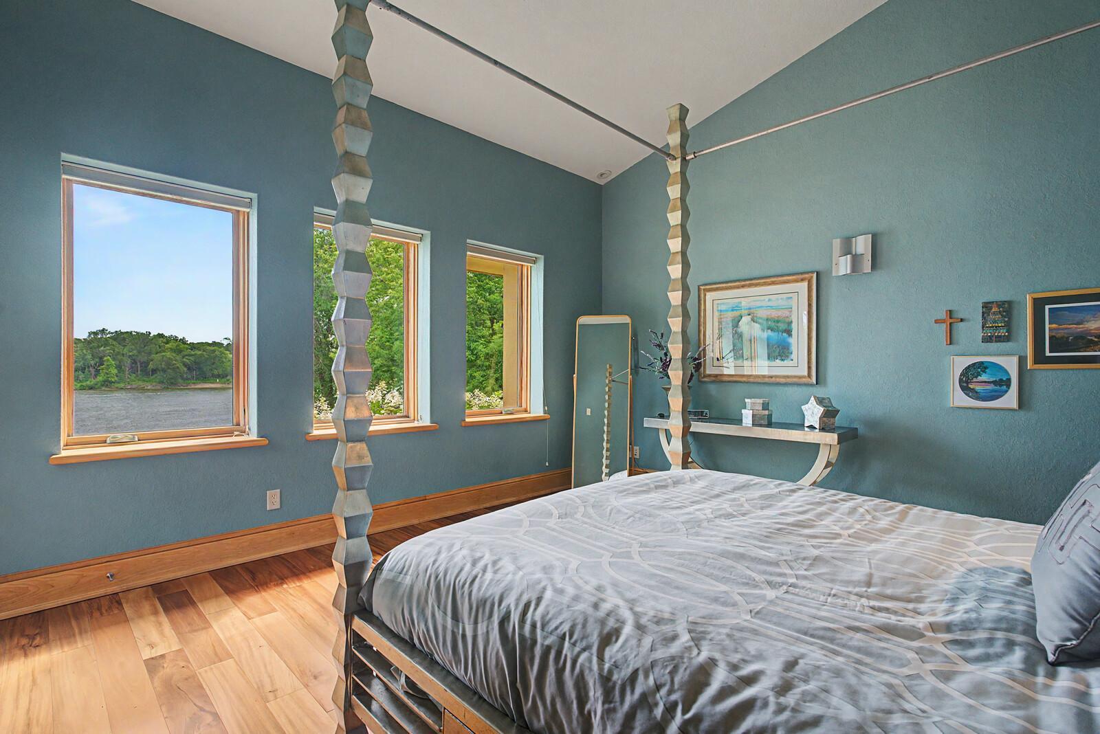 main property photo 73