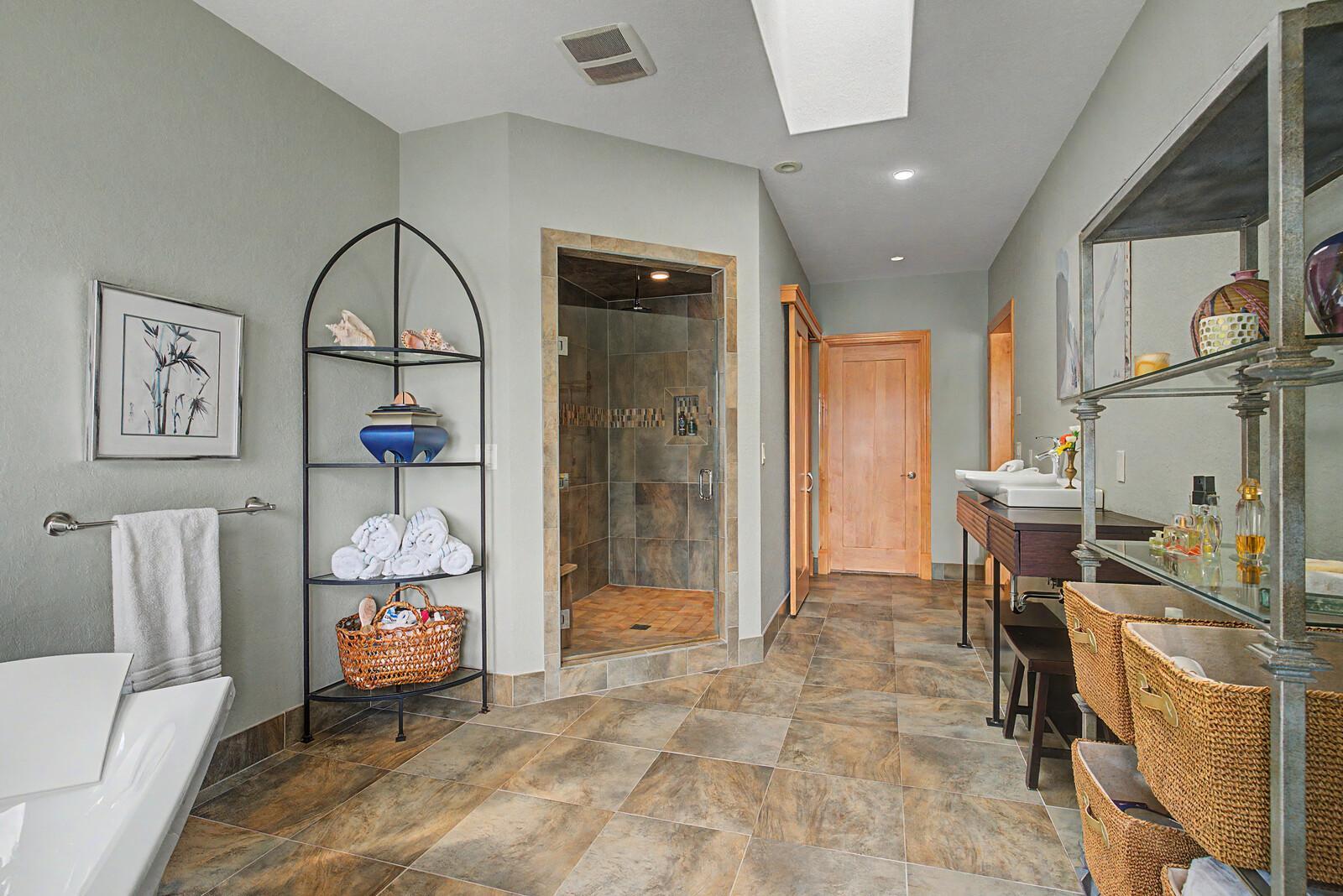 main property photo 76