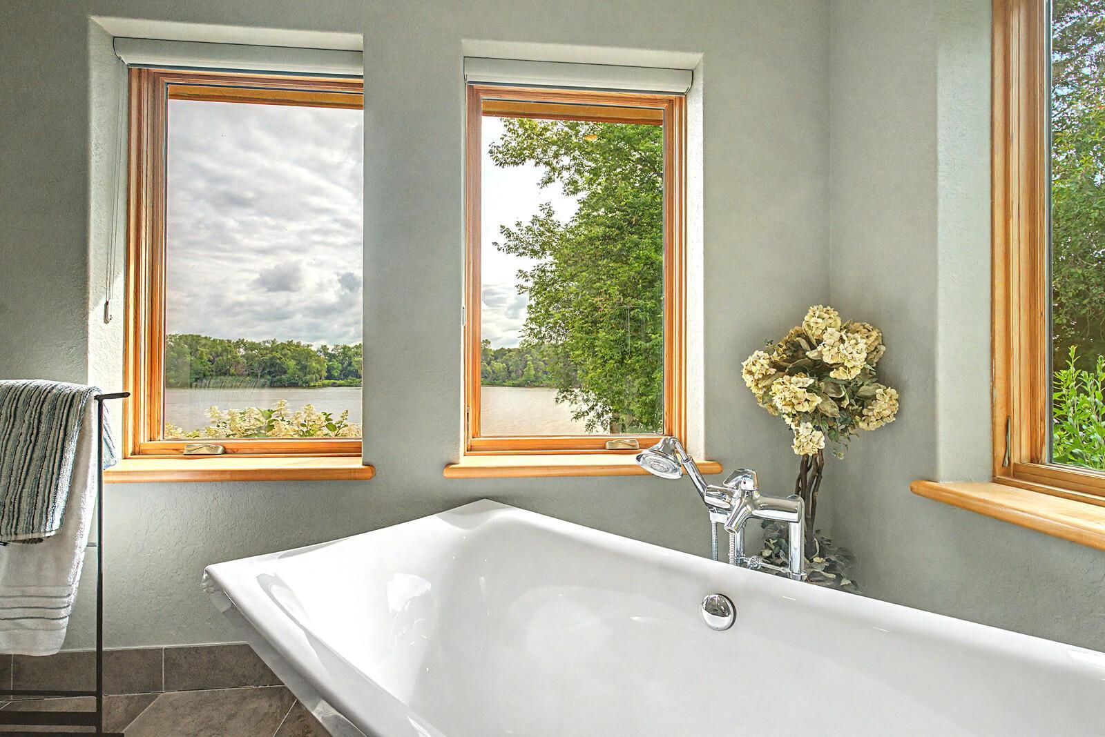 main property photo 78