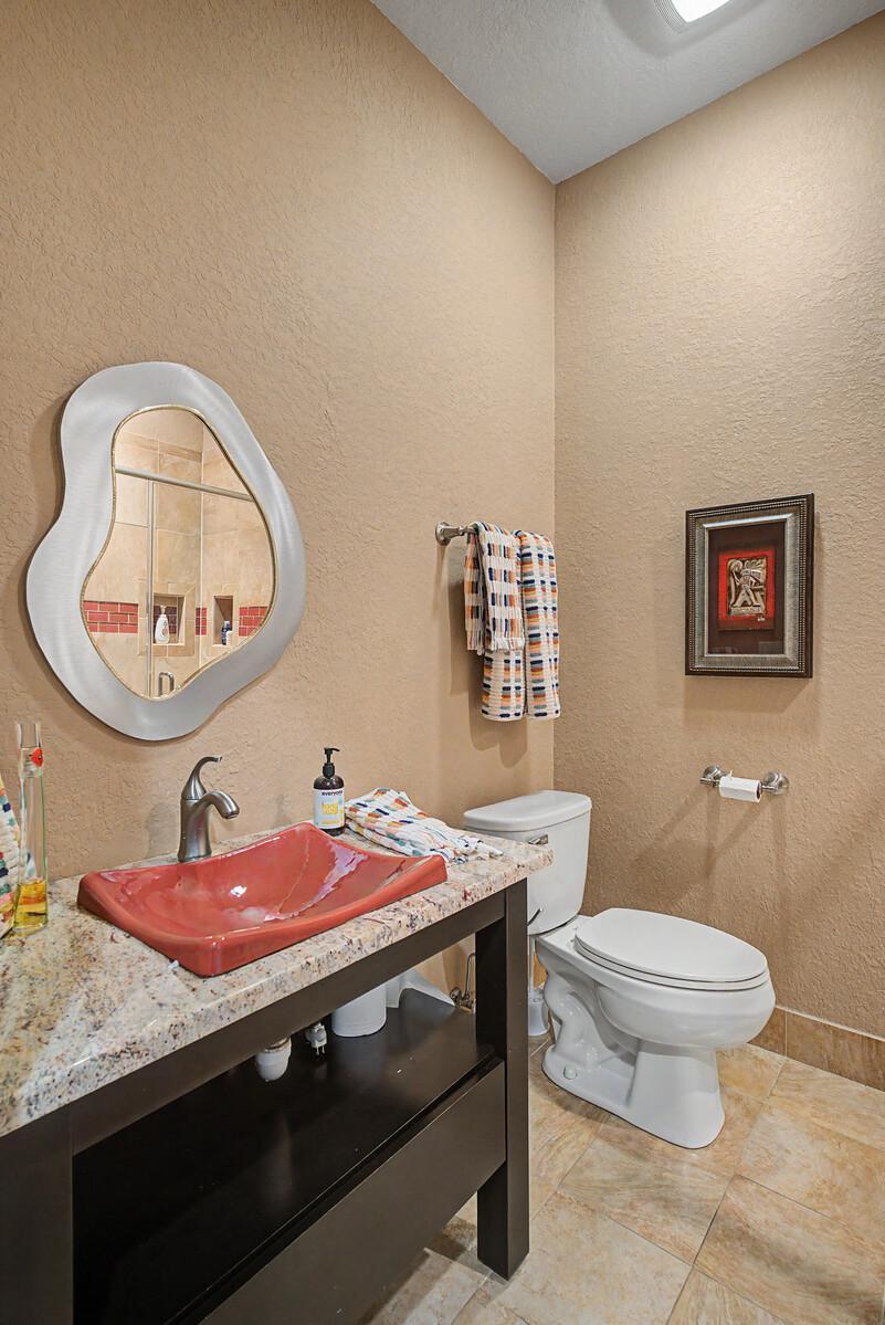 main property photo 90