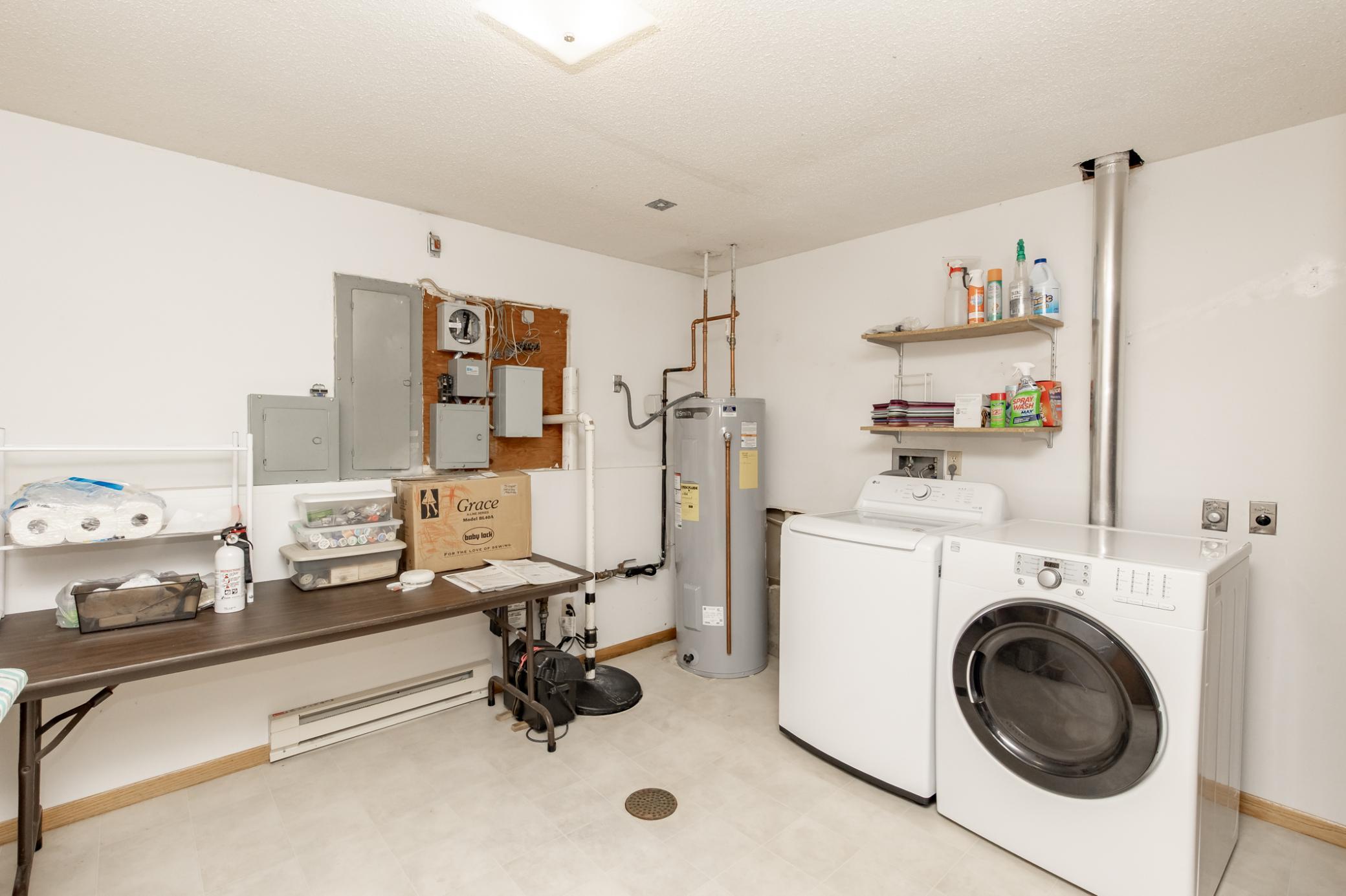 main property photo 40