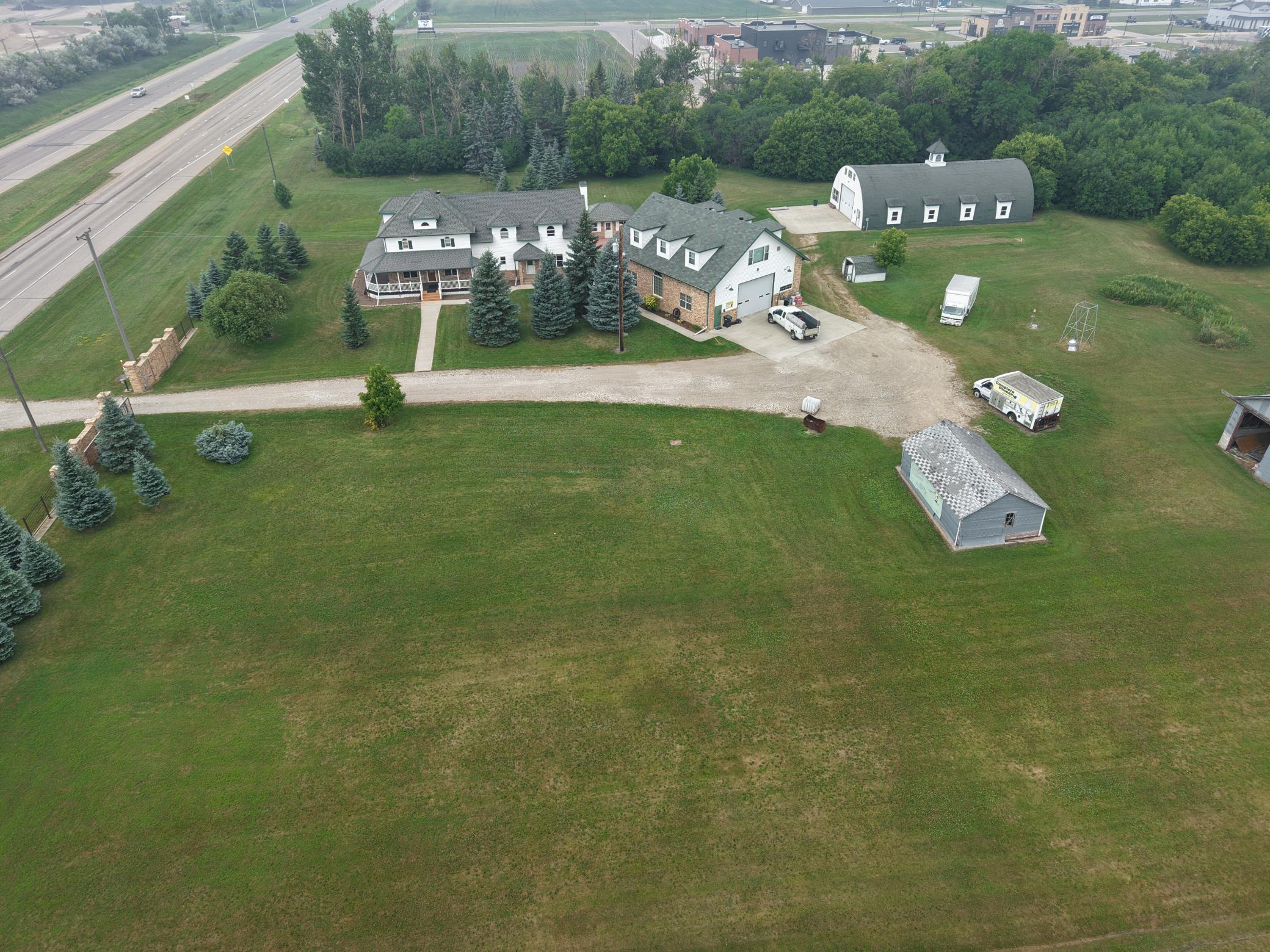 main property photo 3