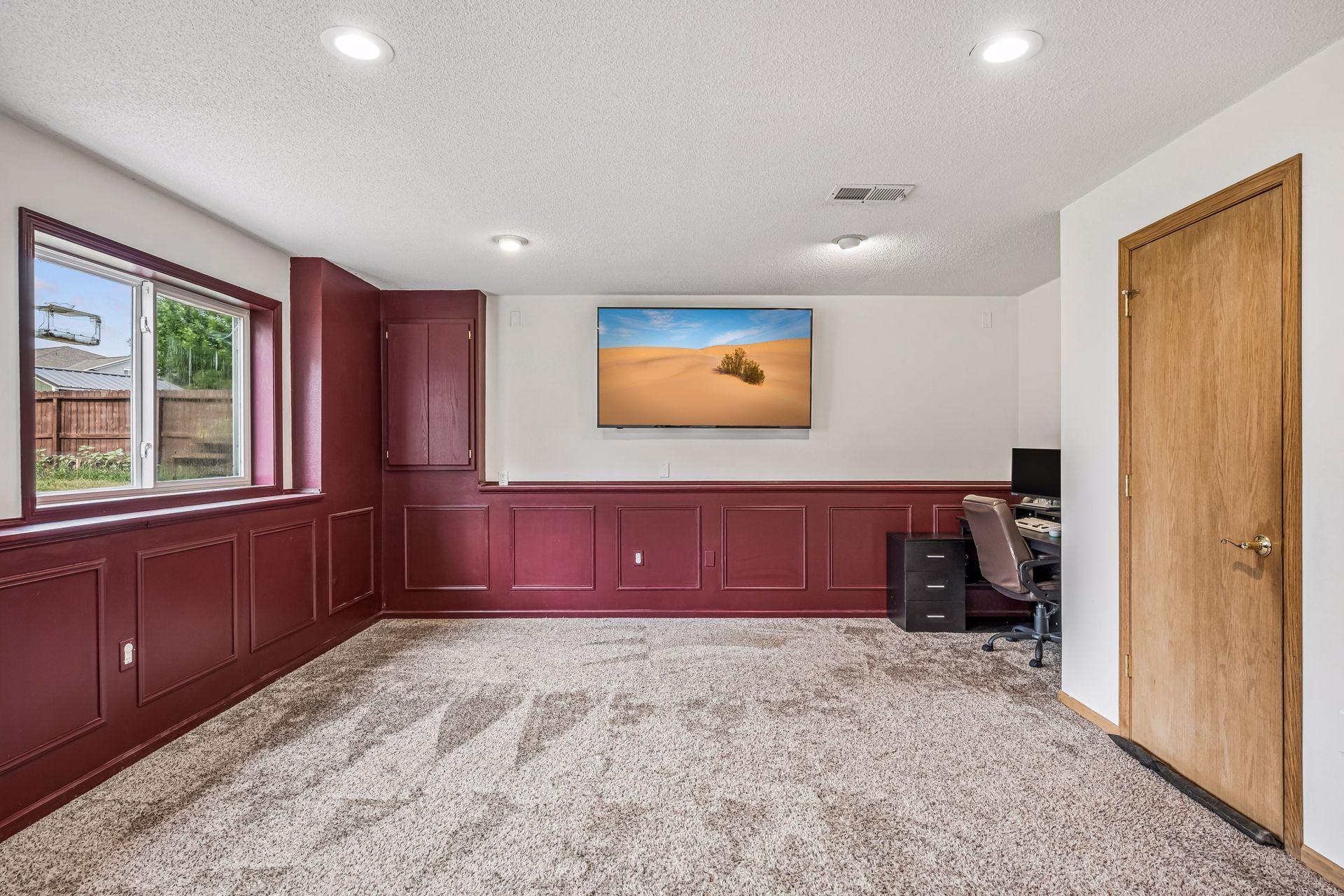main property photo 19