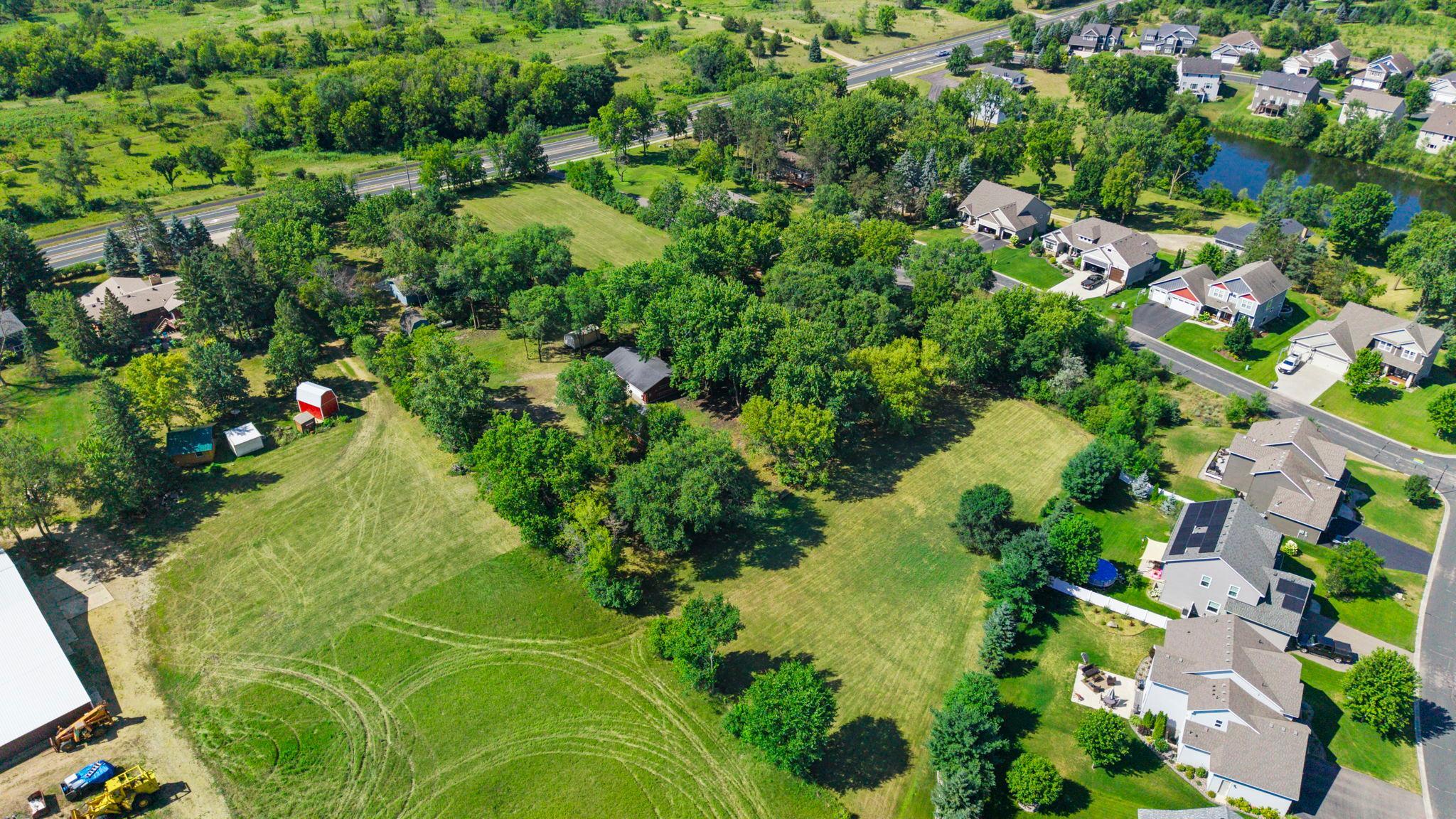 main property photo 27