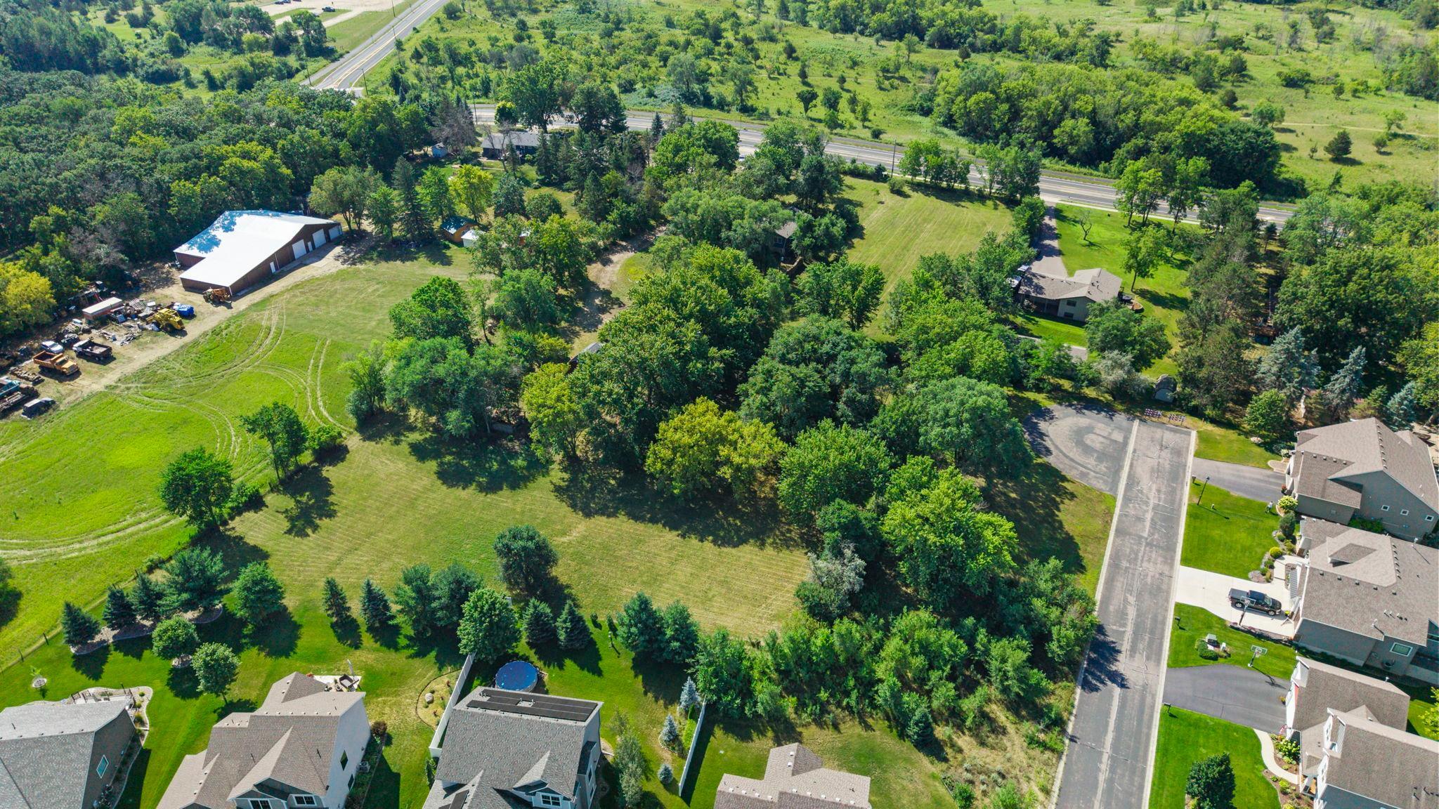 main property photo 29