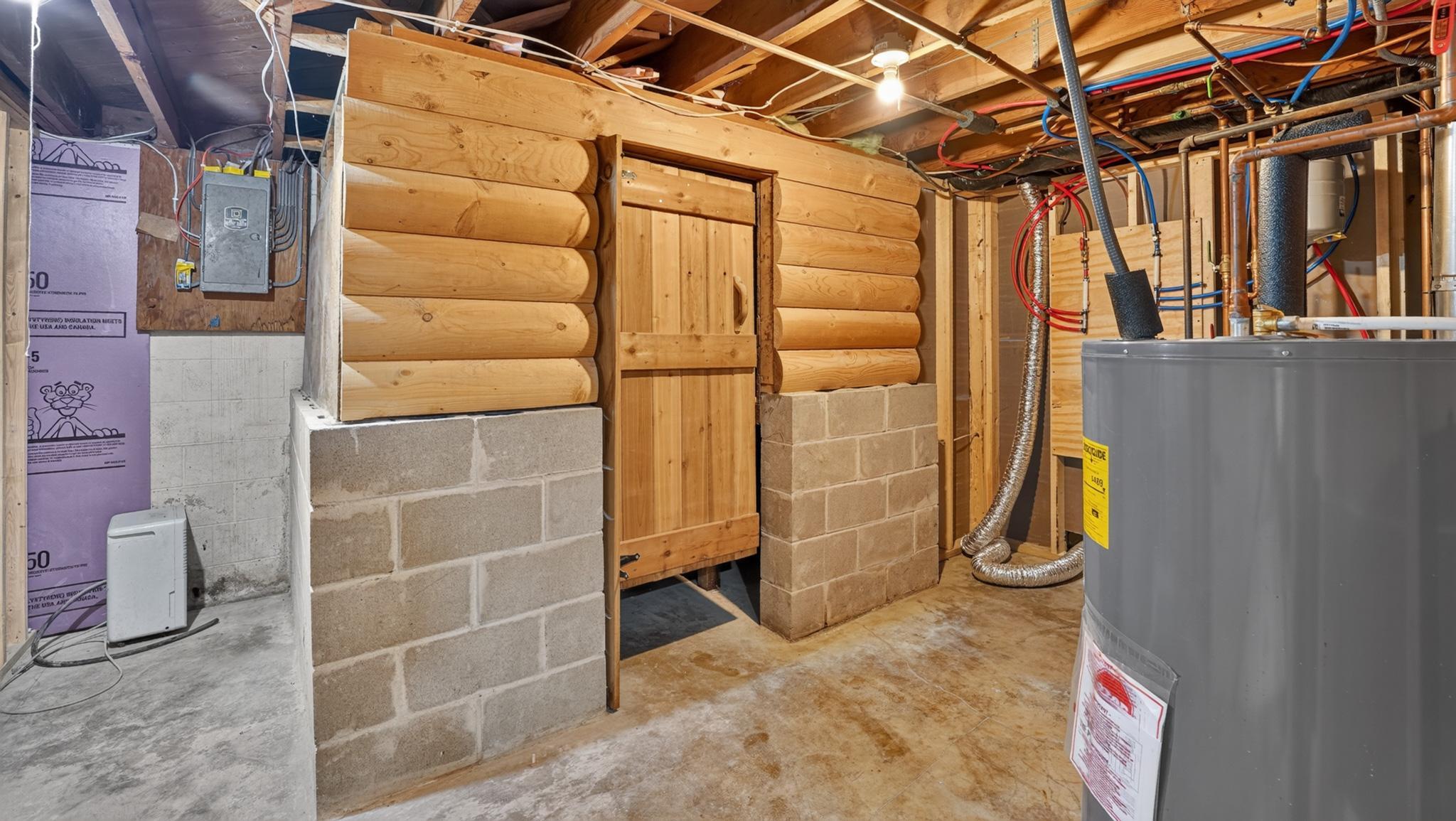 main property photo 18