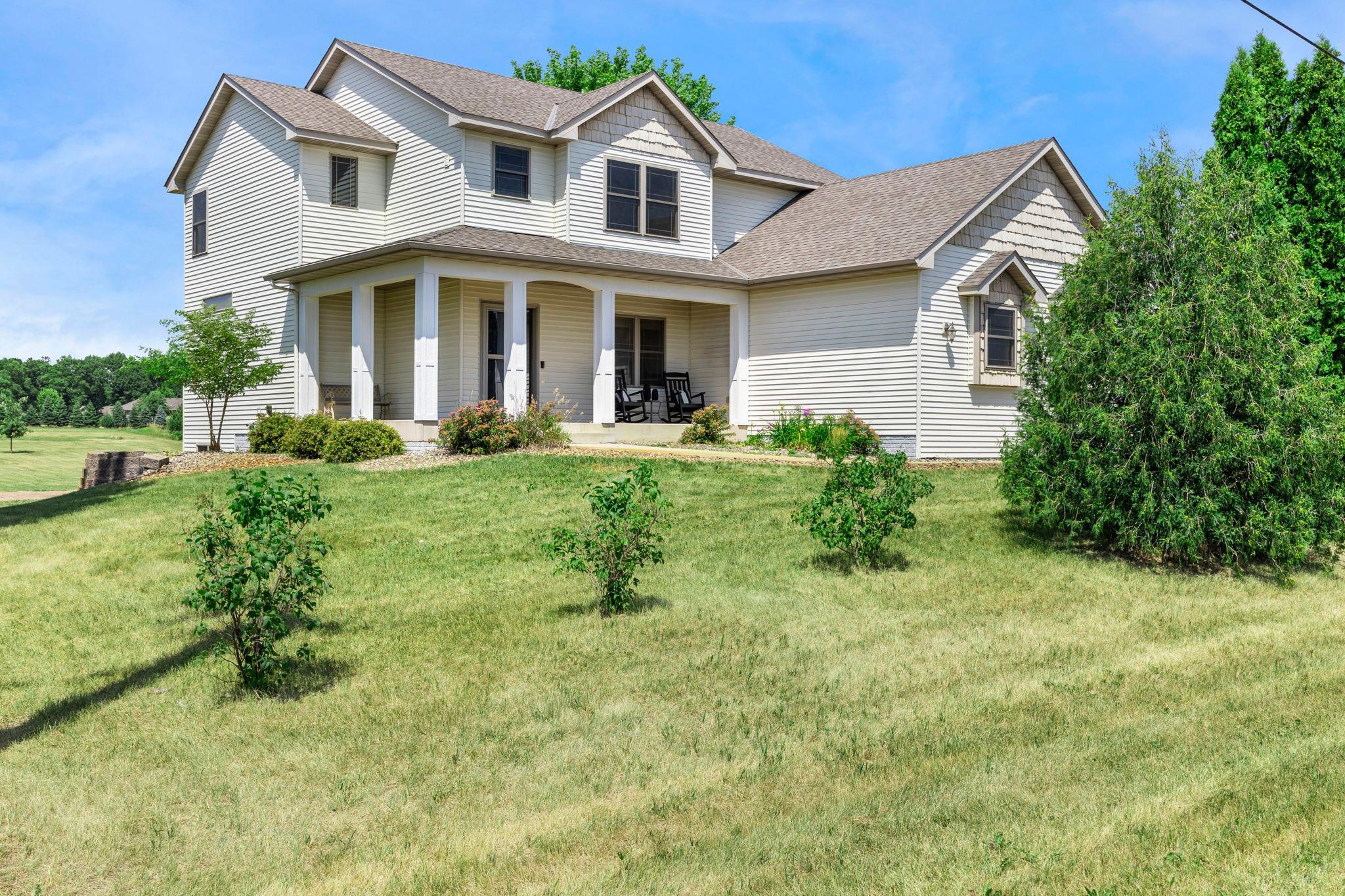 main property photo 6