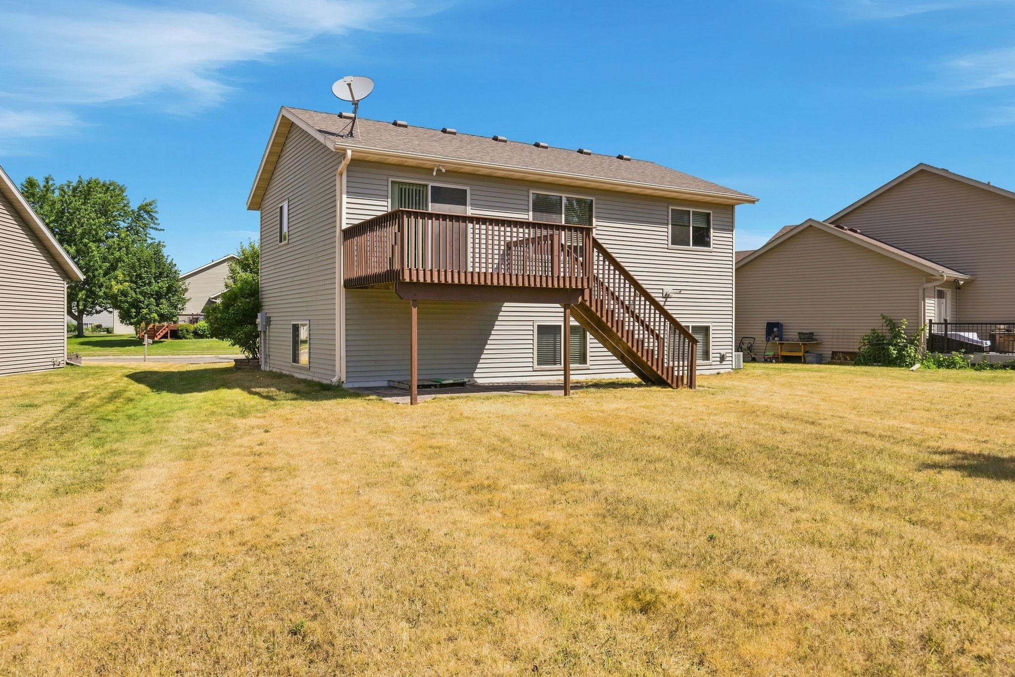 main property photo 21