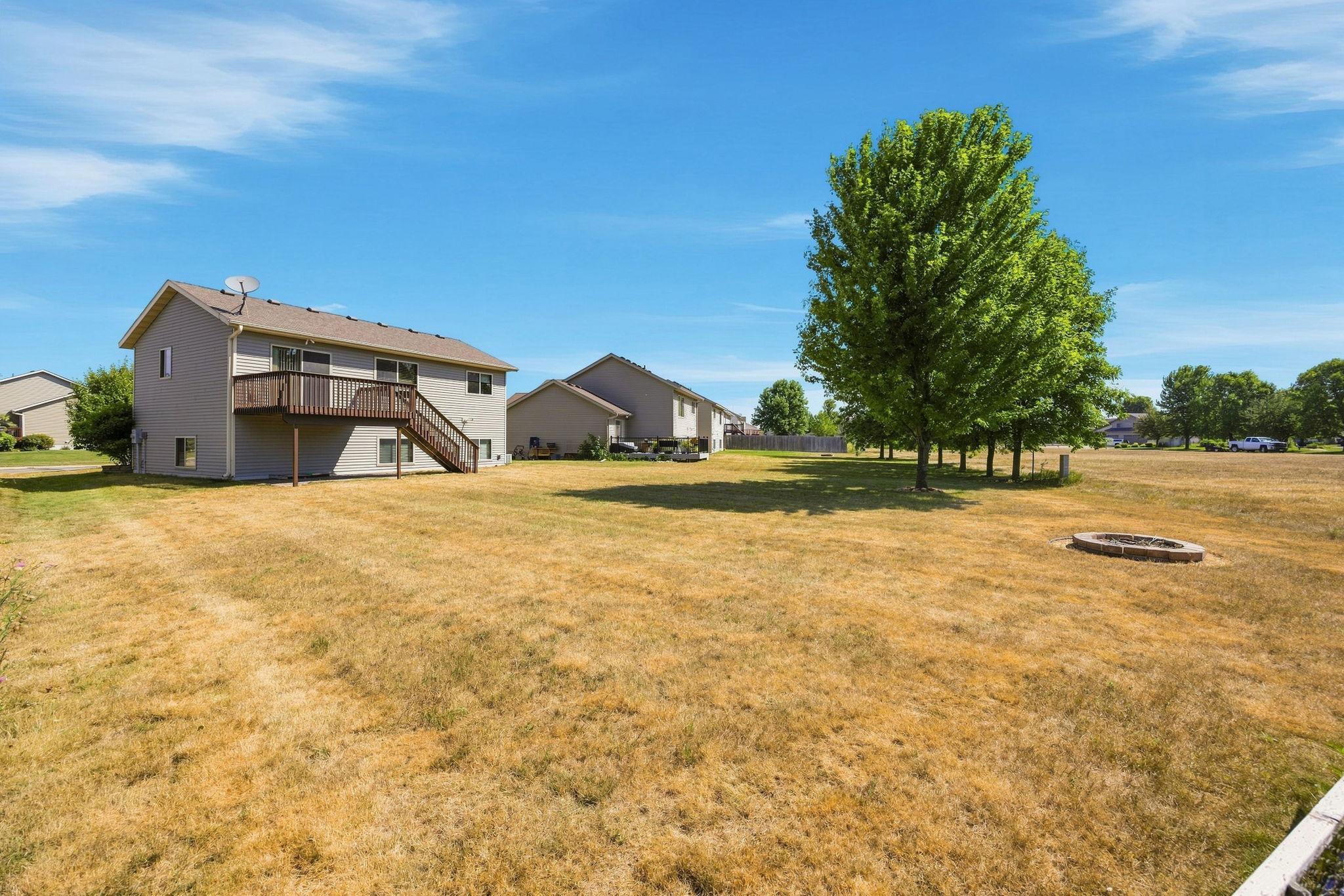 main property photo 22