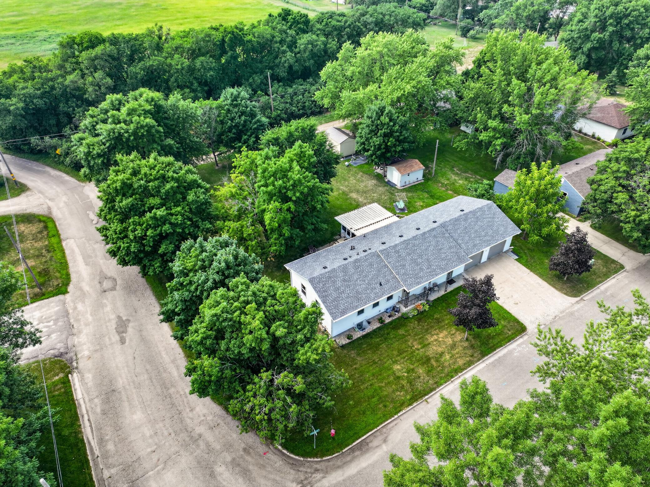 main property photo 75