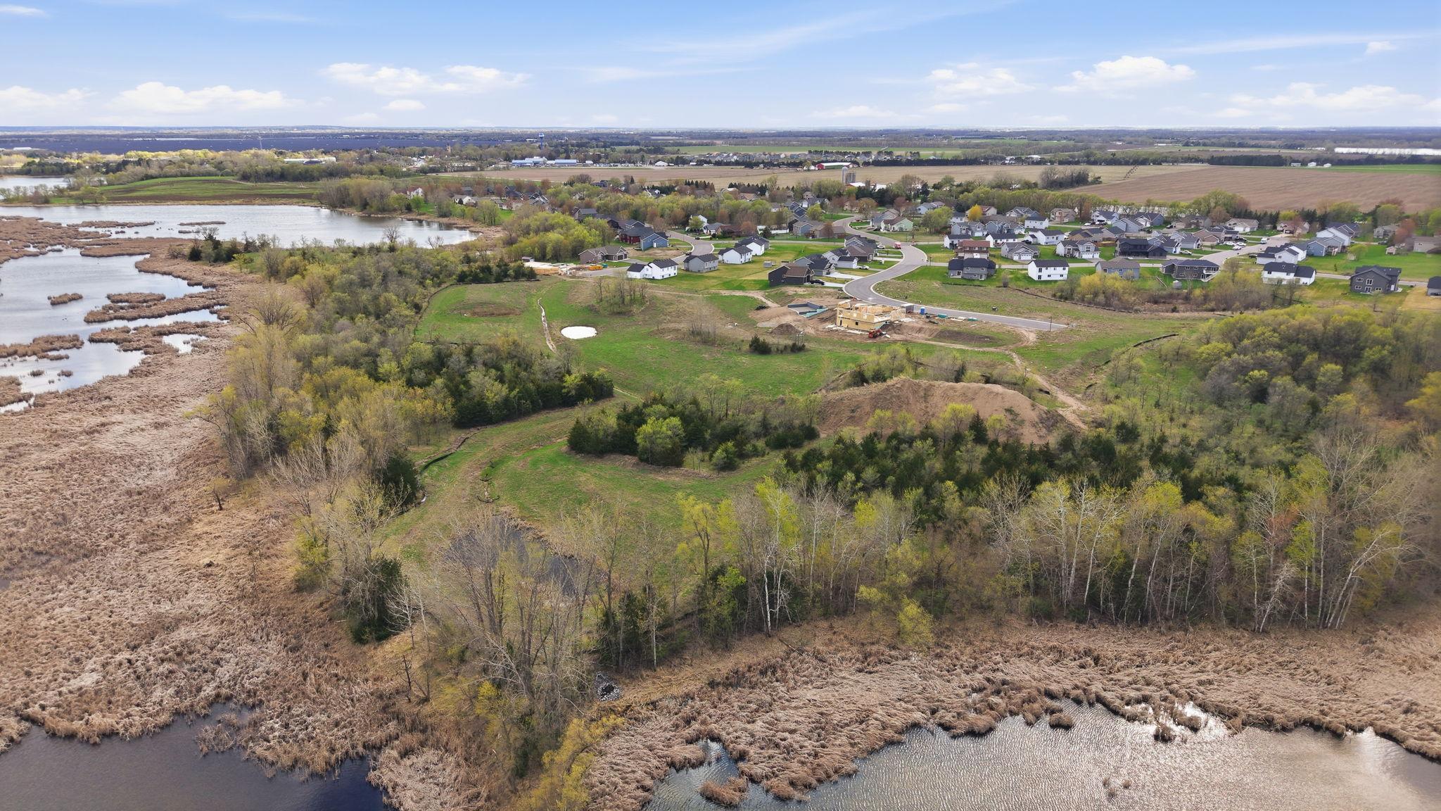 main property photo 30