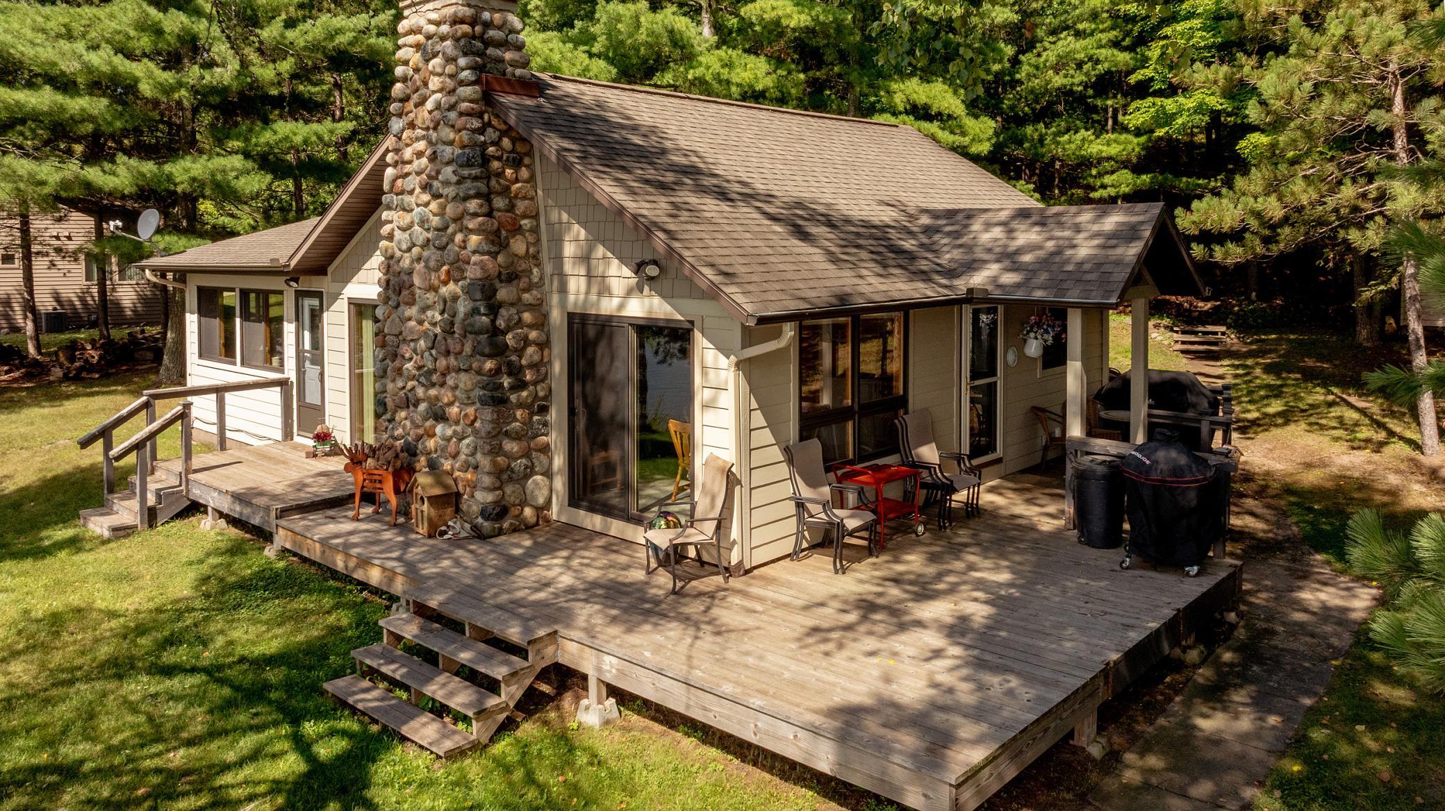main property photo 37