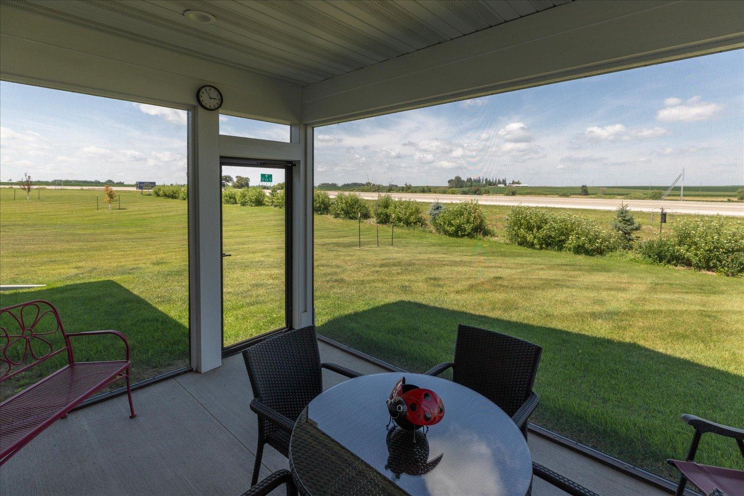 main property photo 24