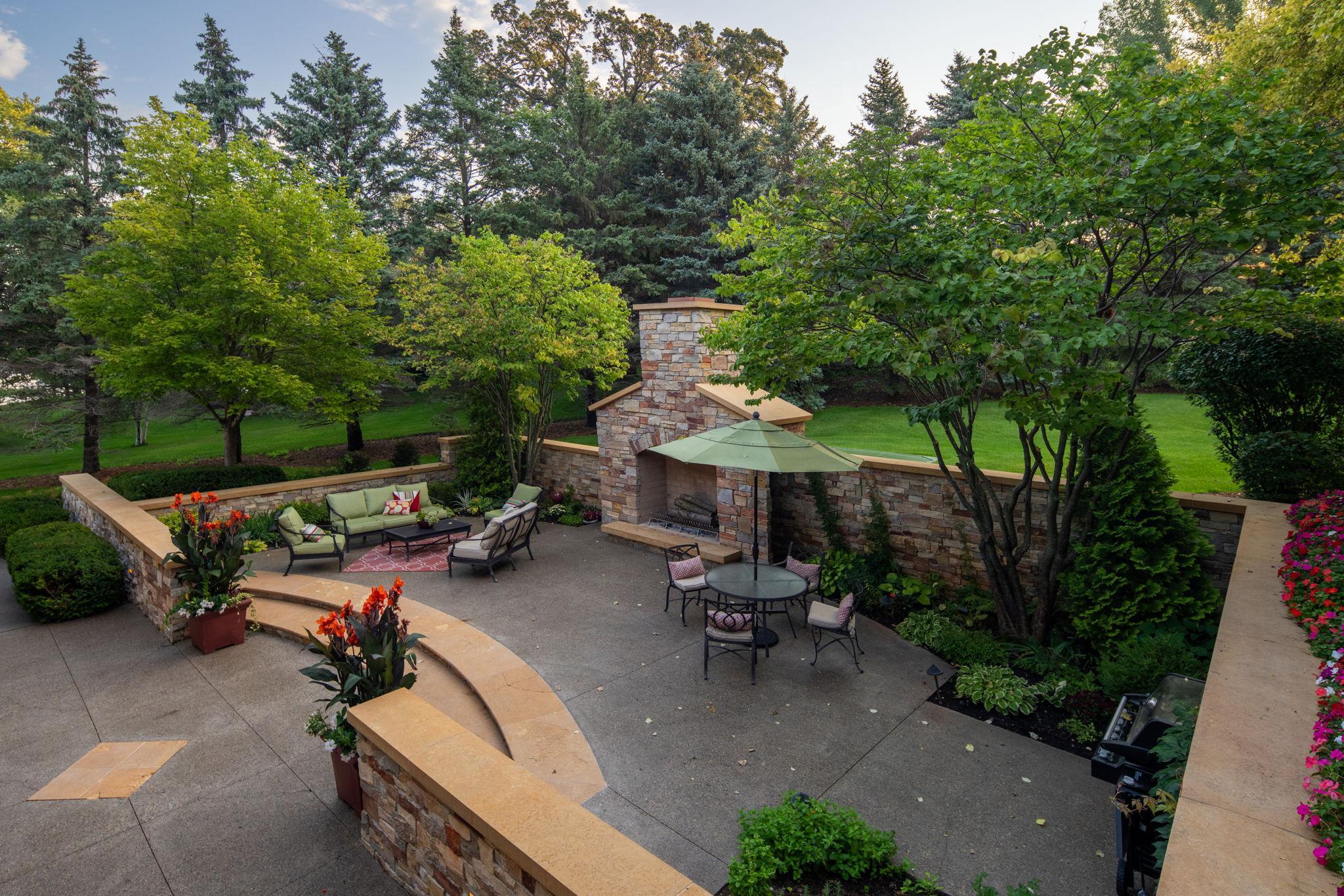 main property photo 22