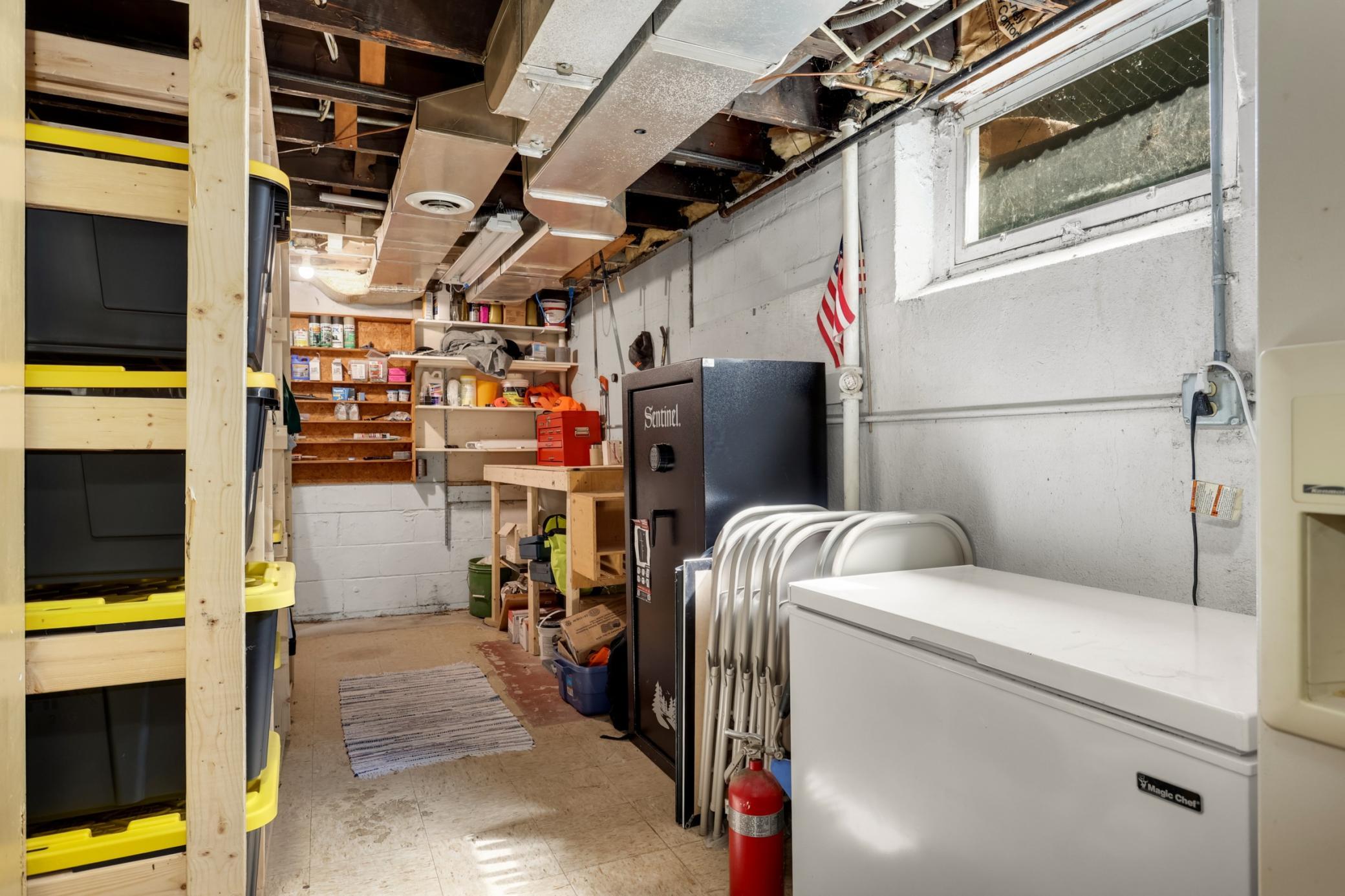 main property photo 26