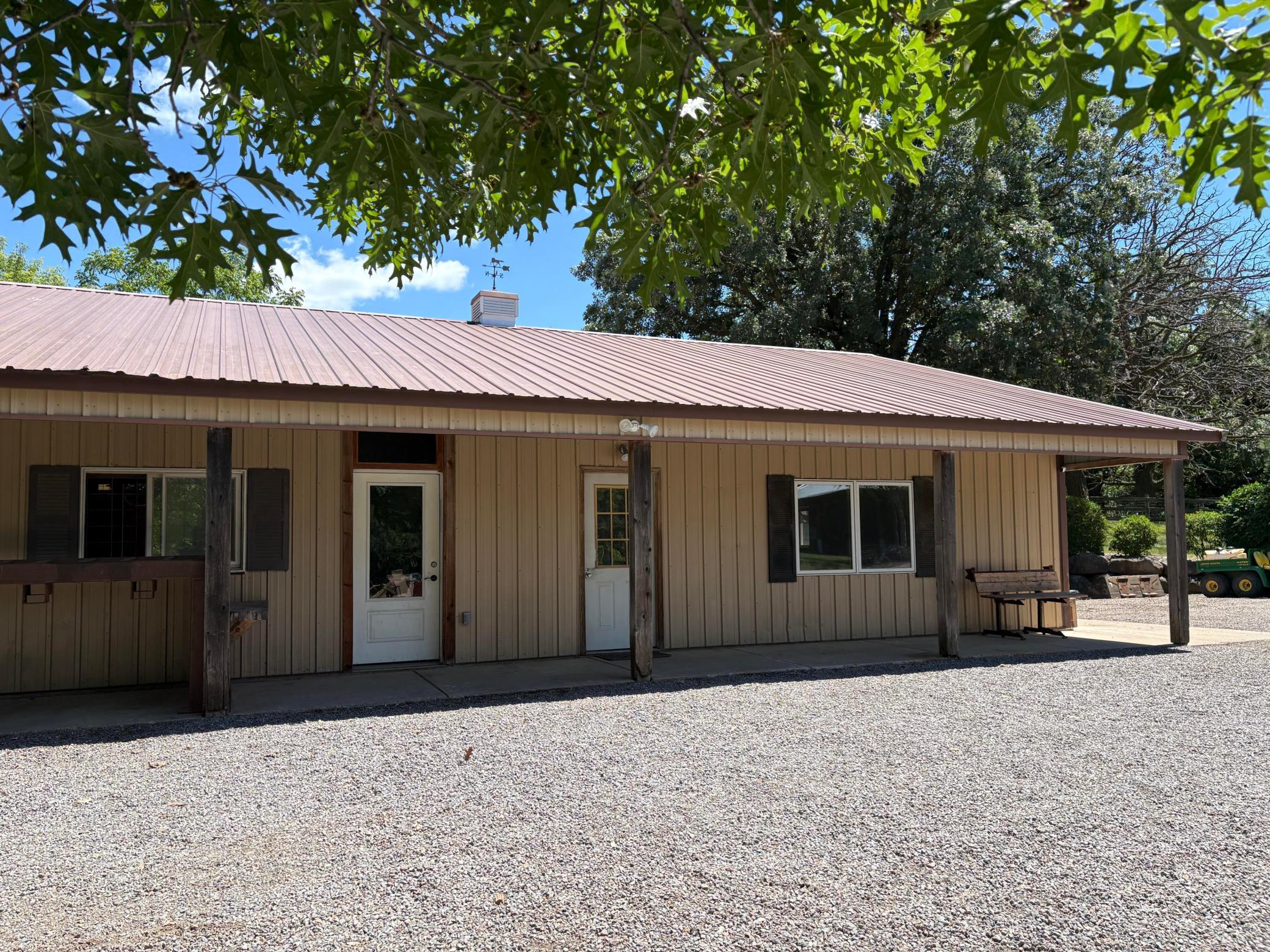 main property photo 21