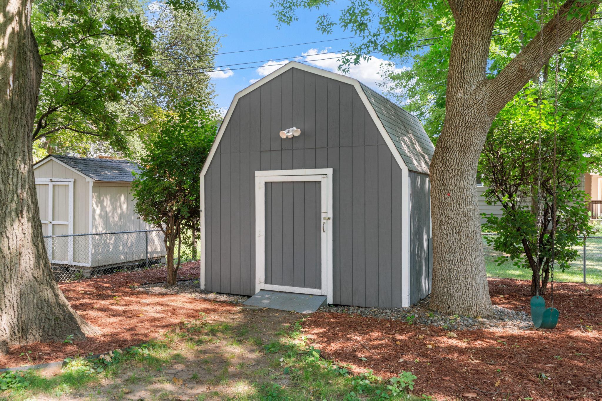 main property photo 51