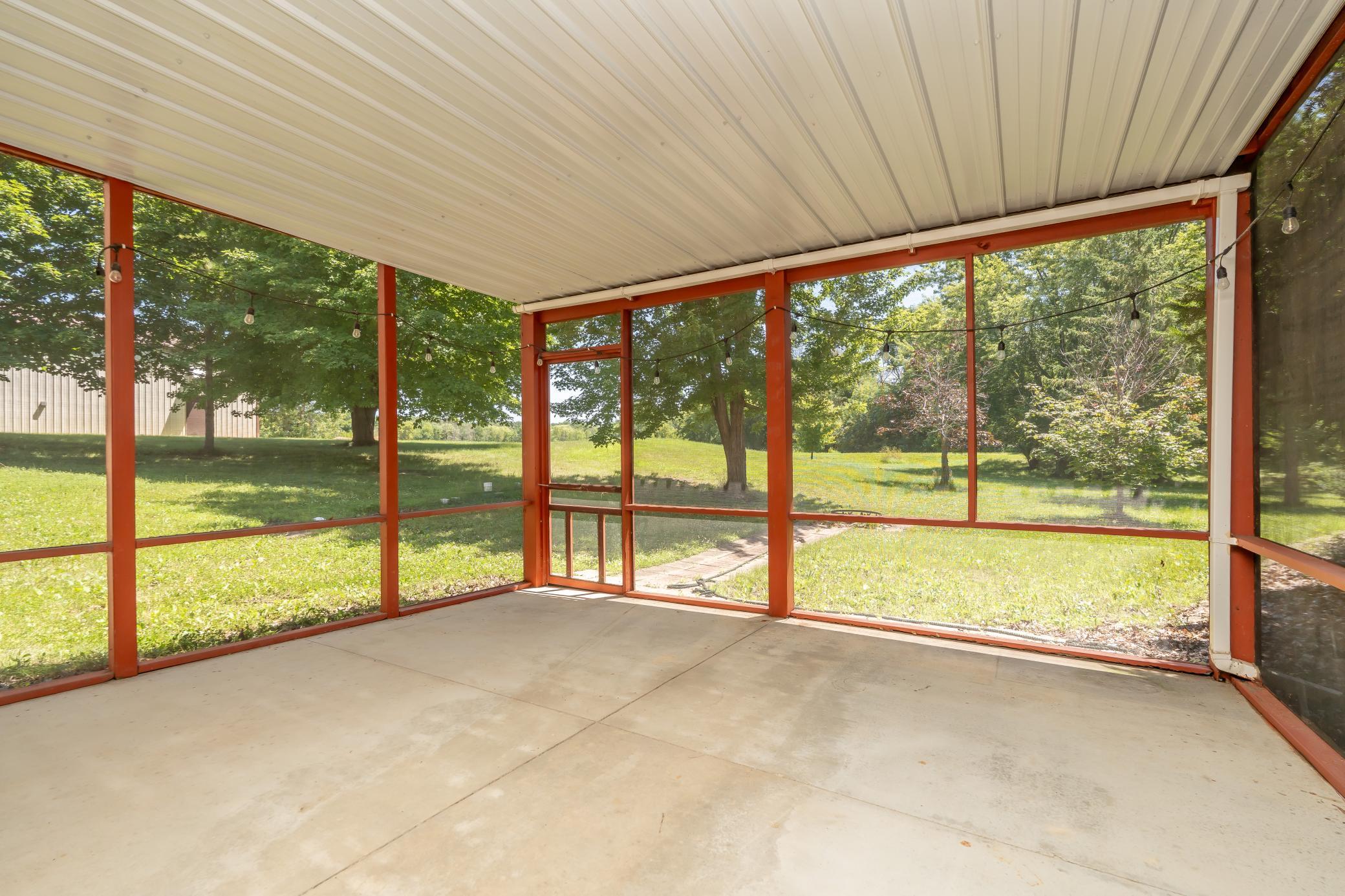 main property photo 41