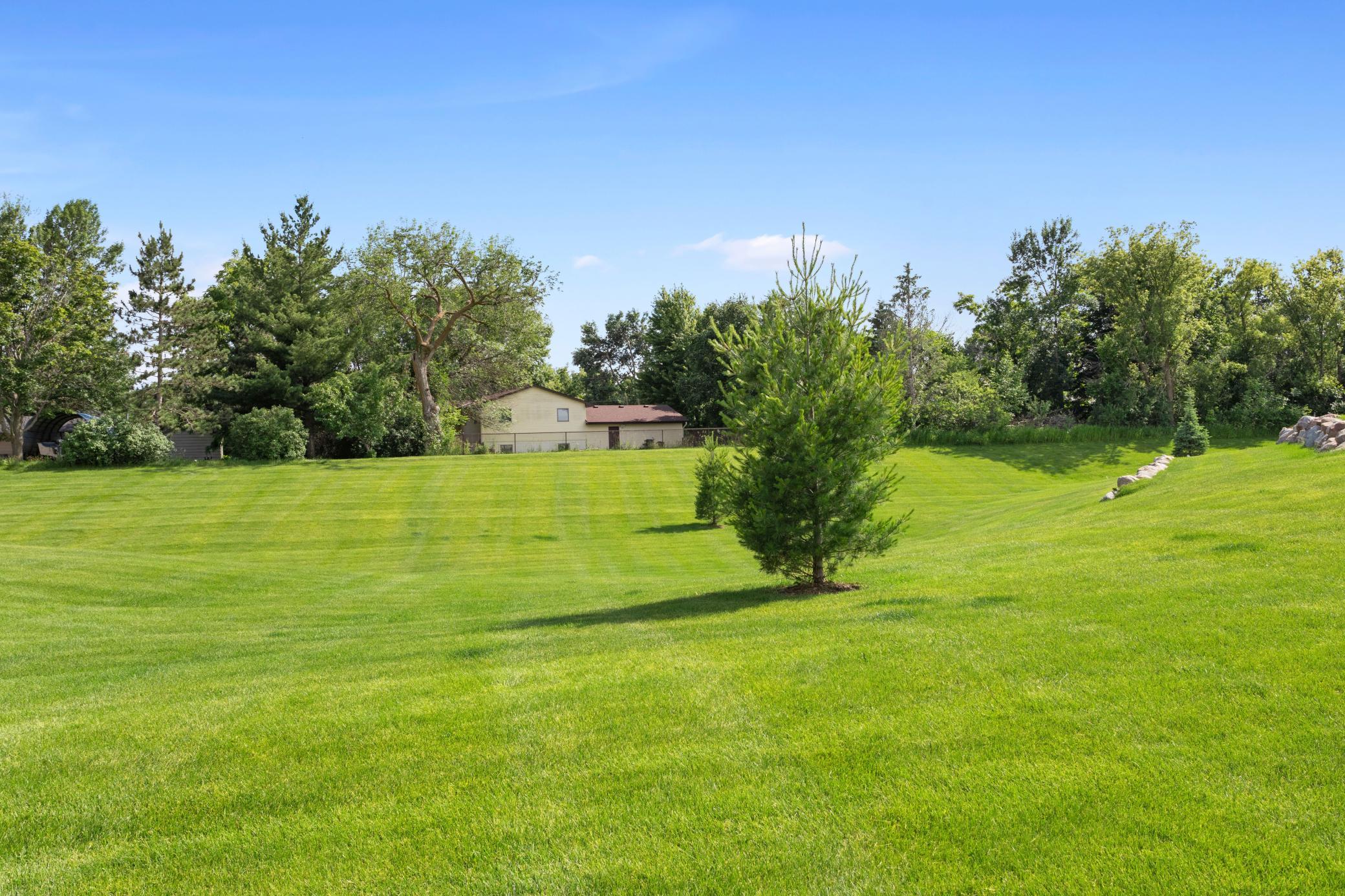 main property photo 20