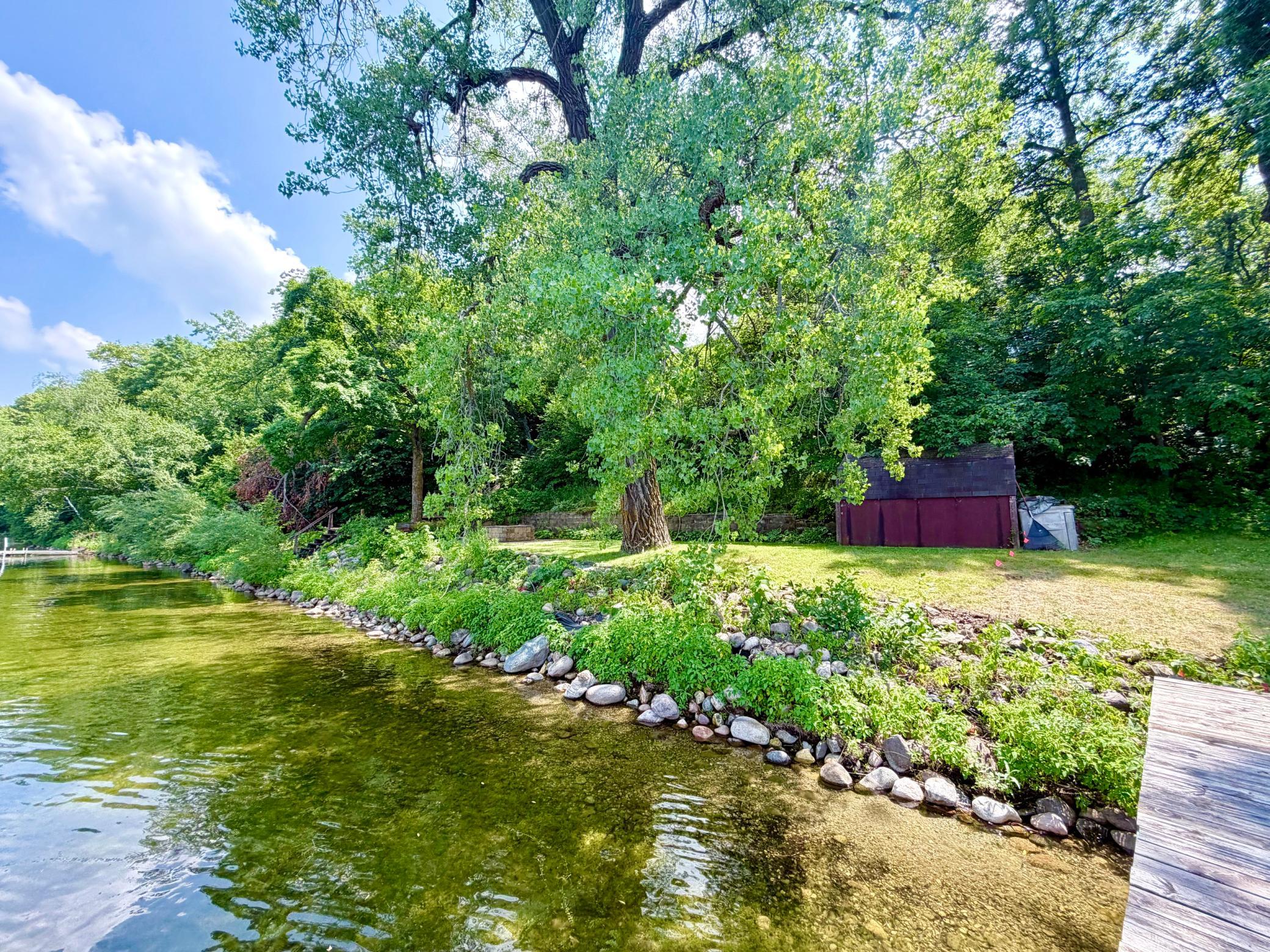 main property photo 8