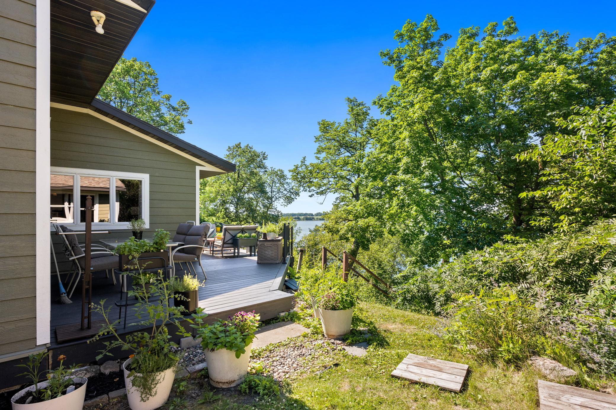 main property photo 81
