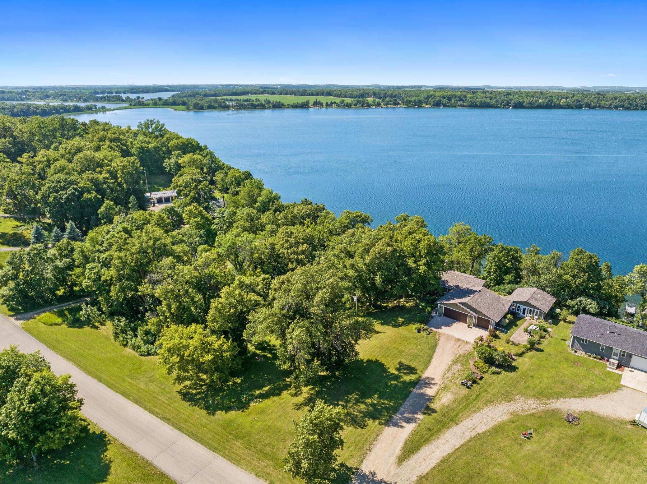 main property photo 90