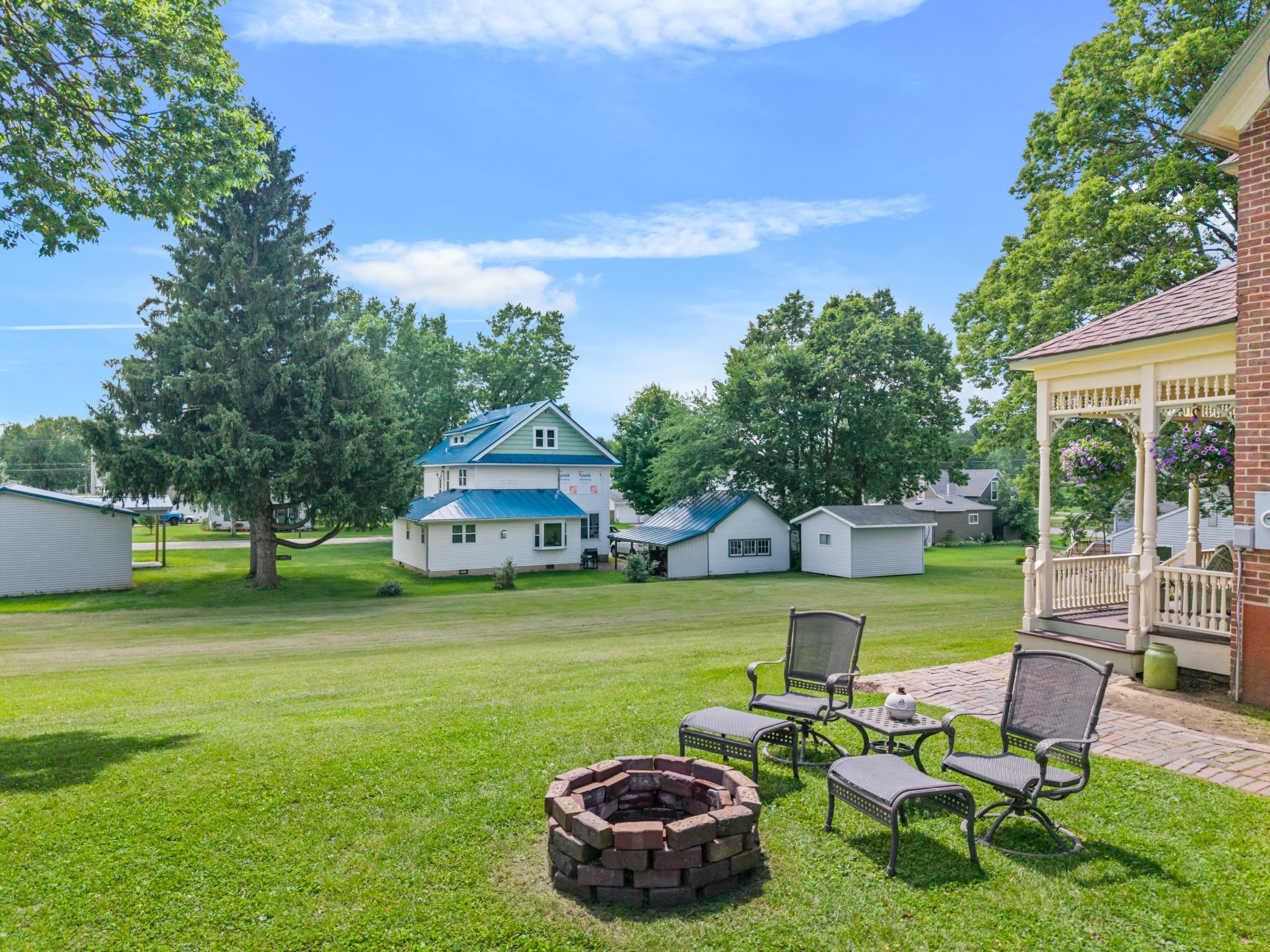 main property photo 22