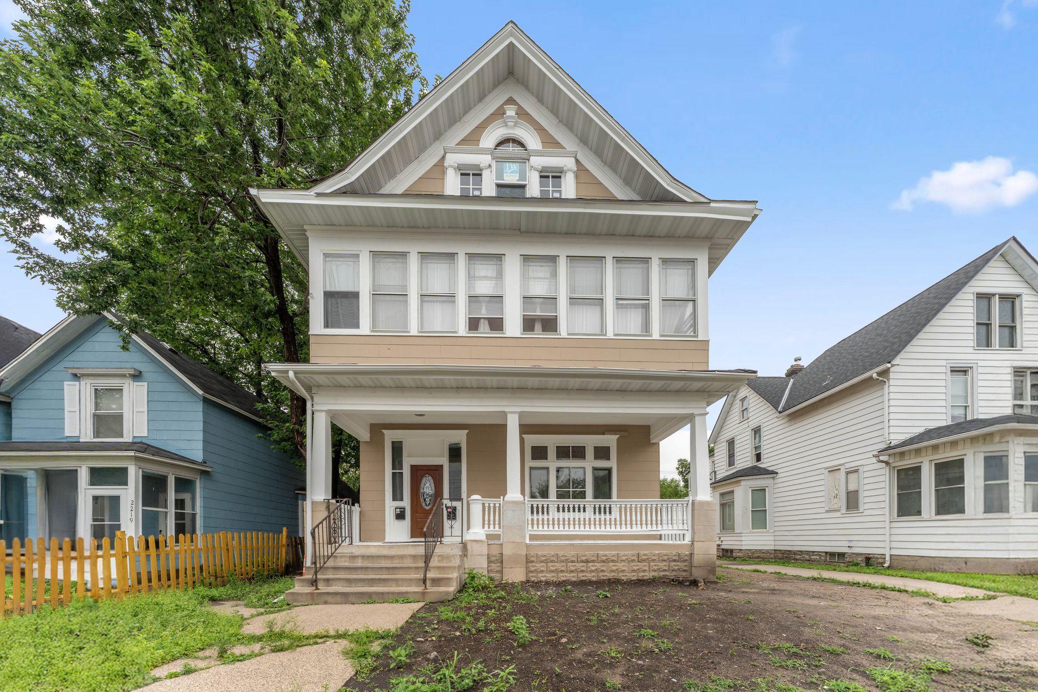 main property photo 2