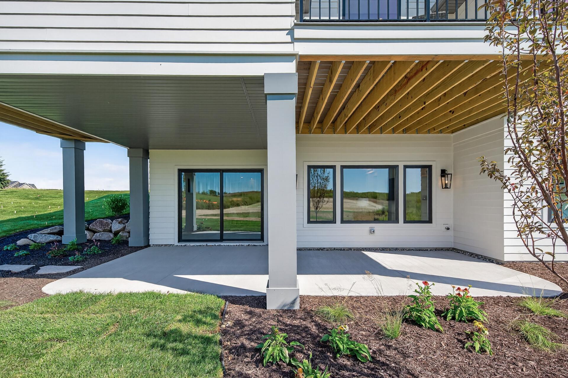main property photo 94