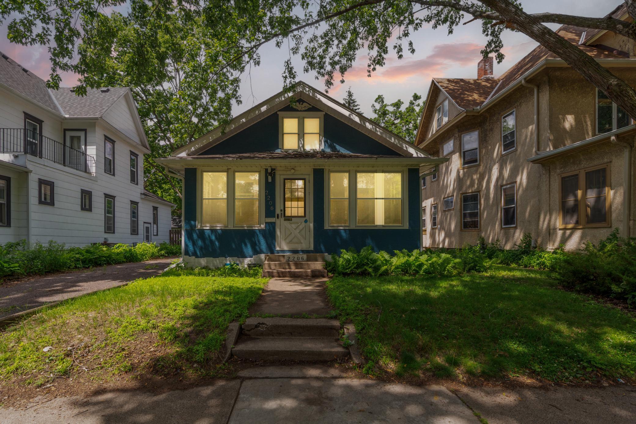 main property photo 40