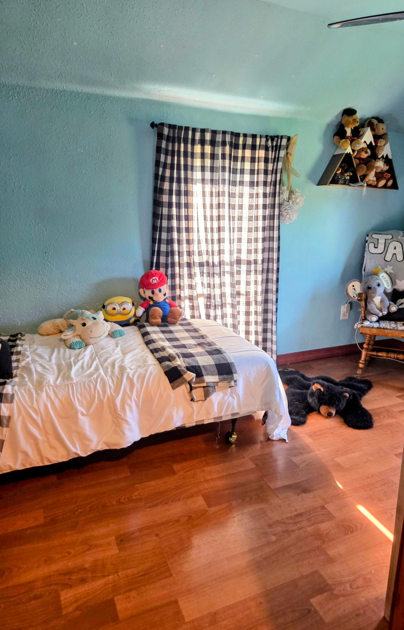 main property photo 25