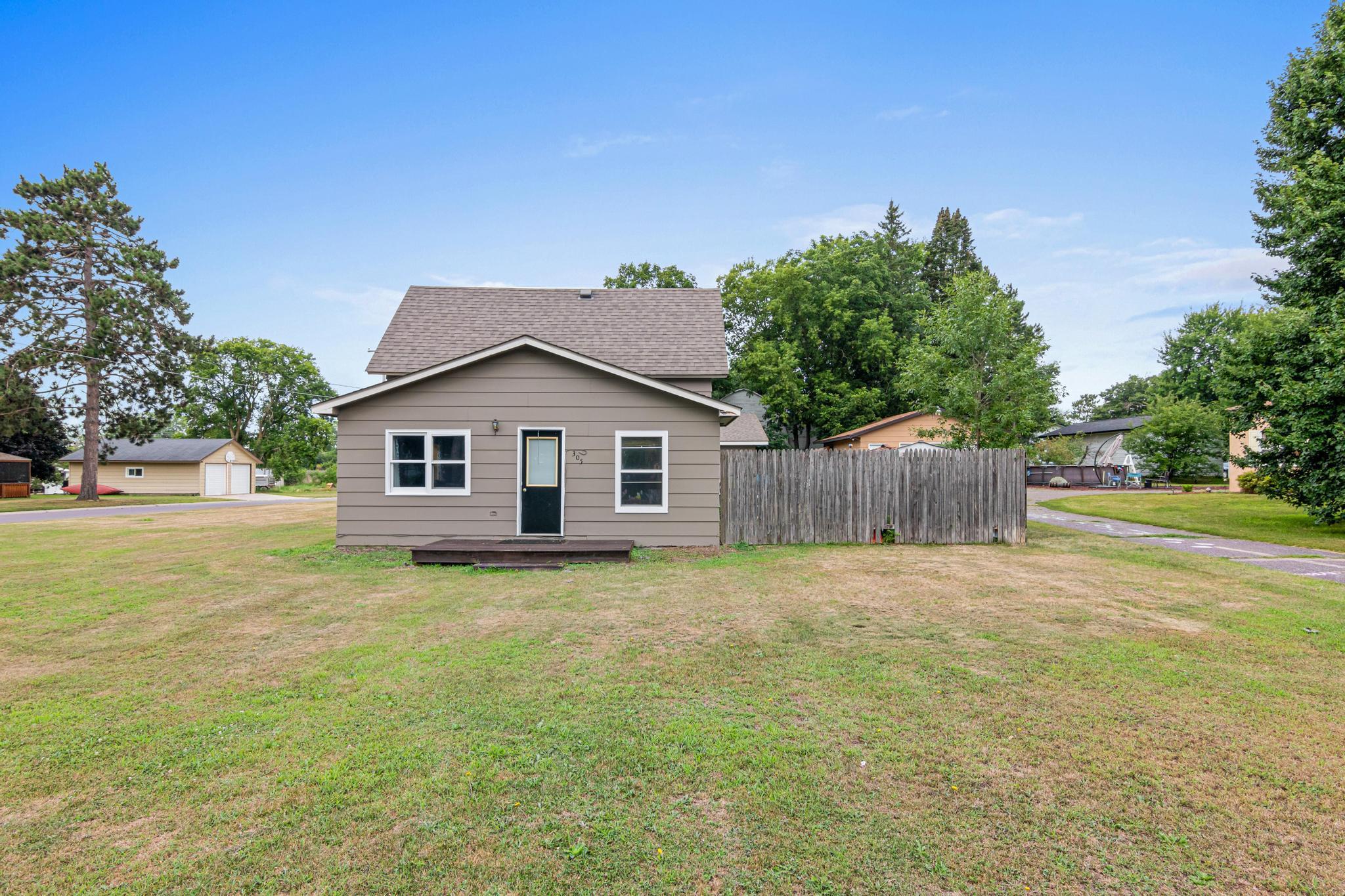 main property photo 21