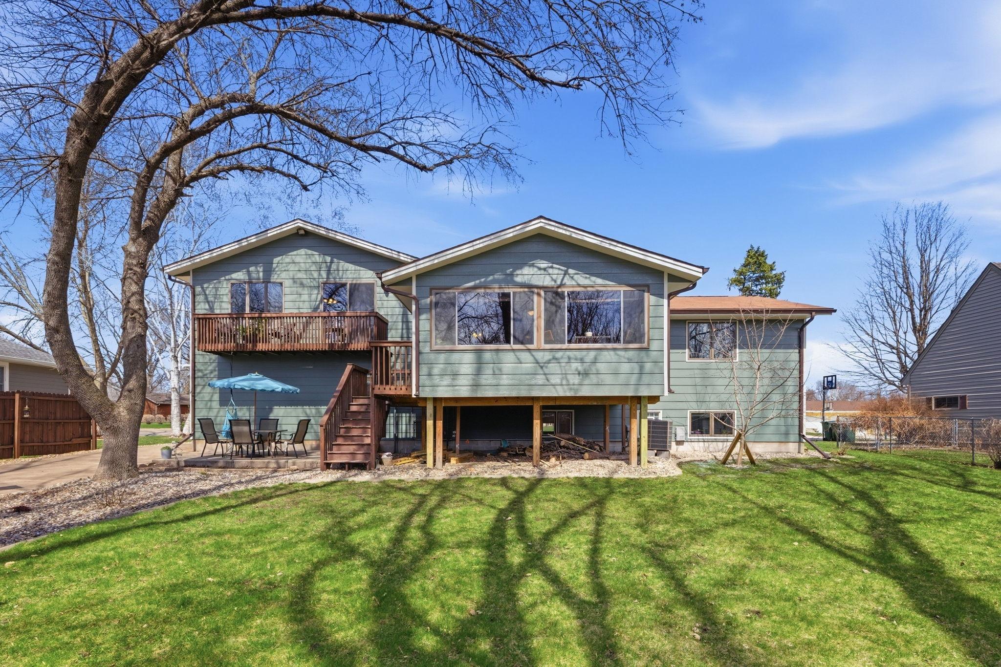 main property photo 25