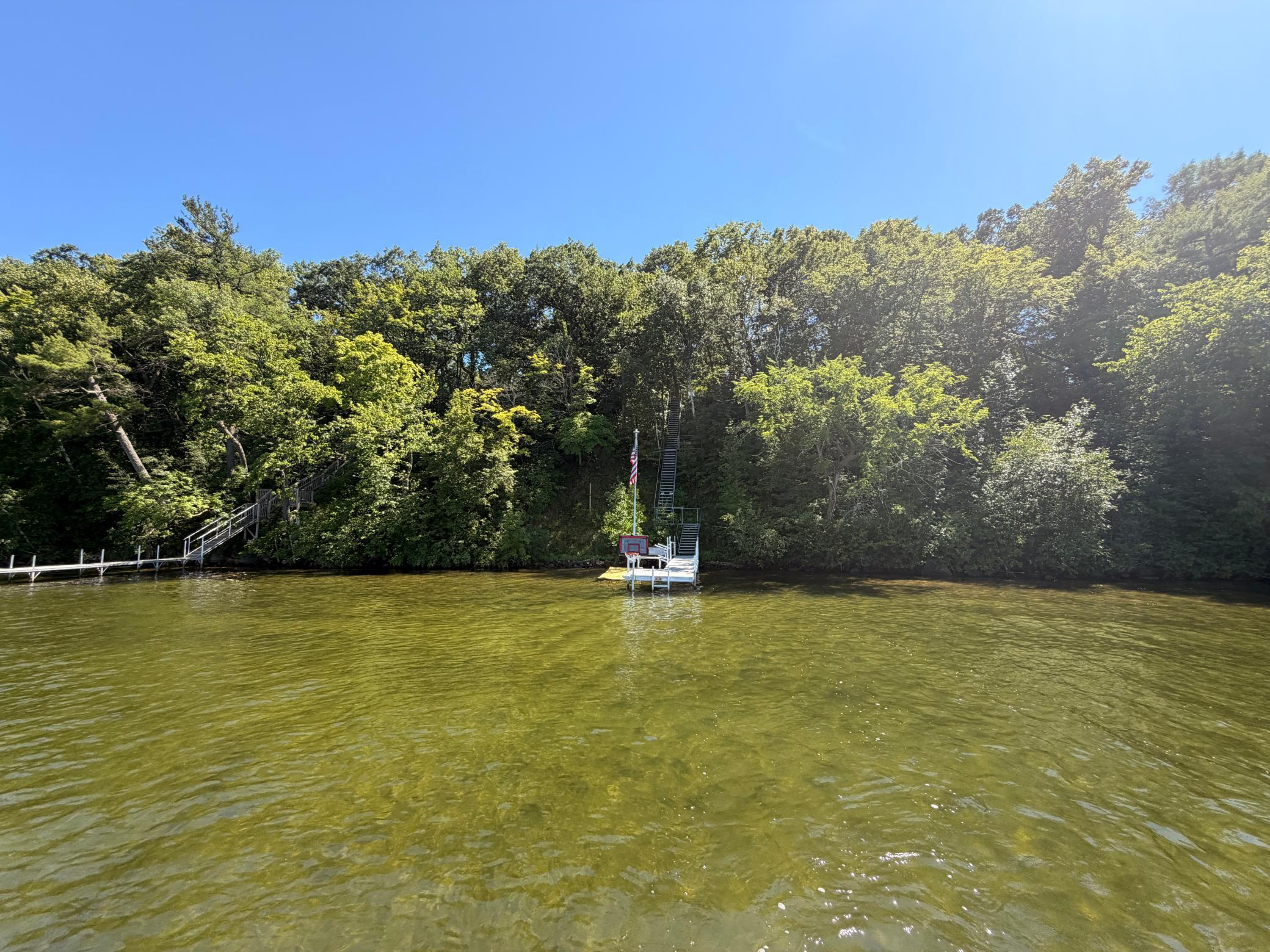 main property photo 19