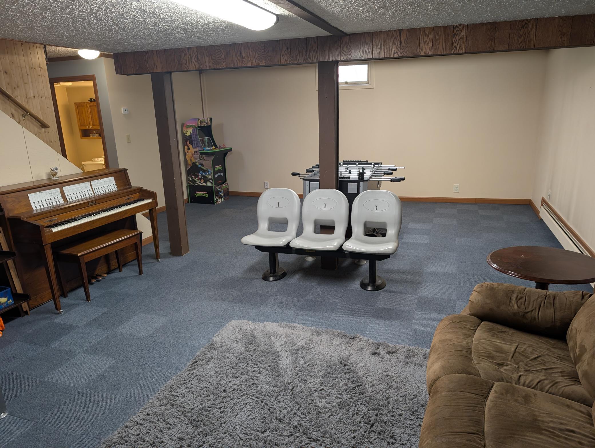 main property photo 13