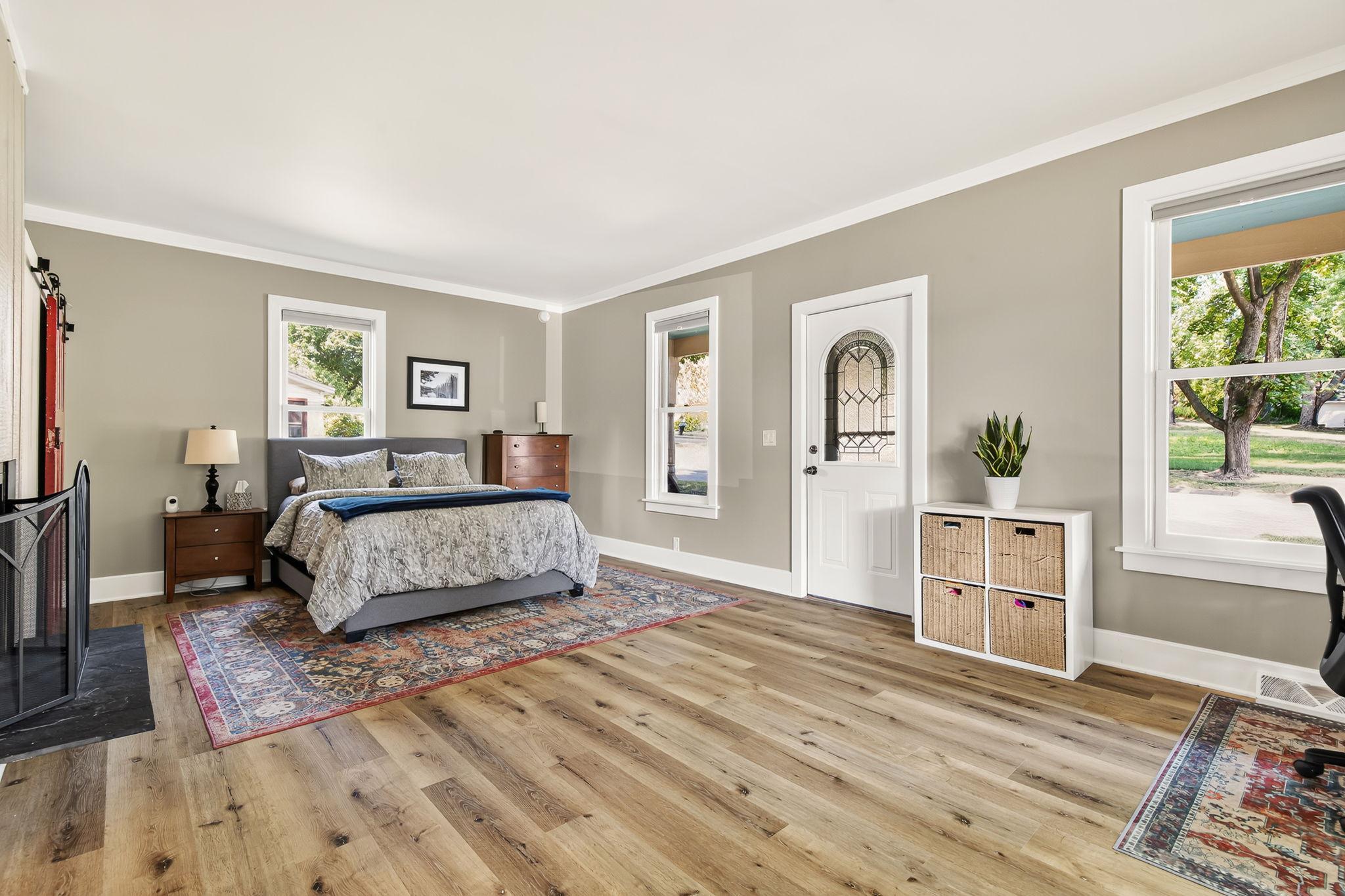 main property photo 14