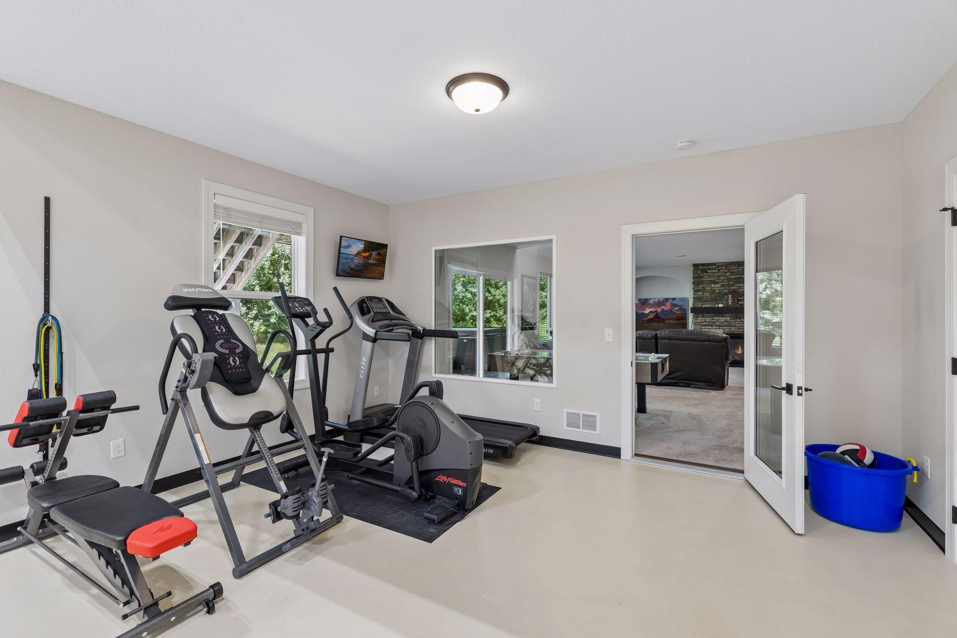 main property photo 80