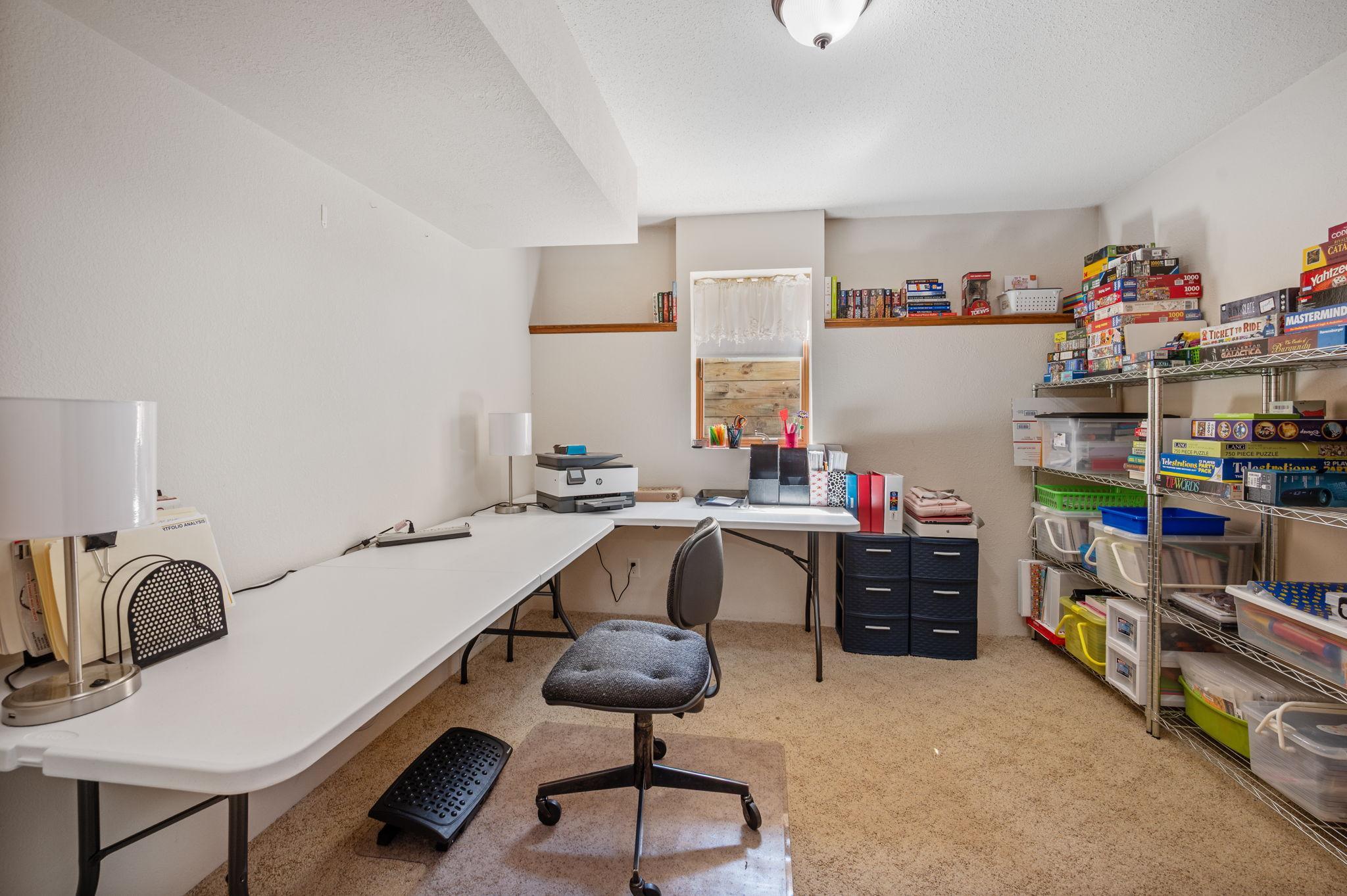 main property photo 28