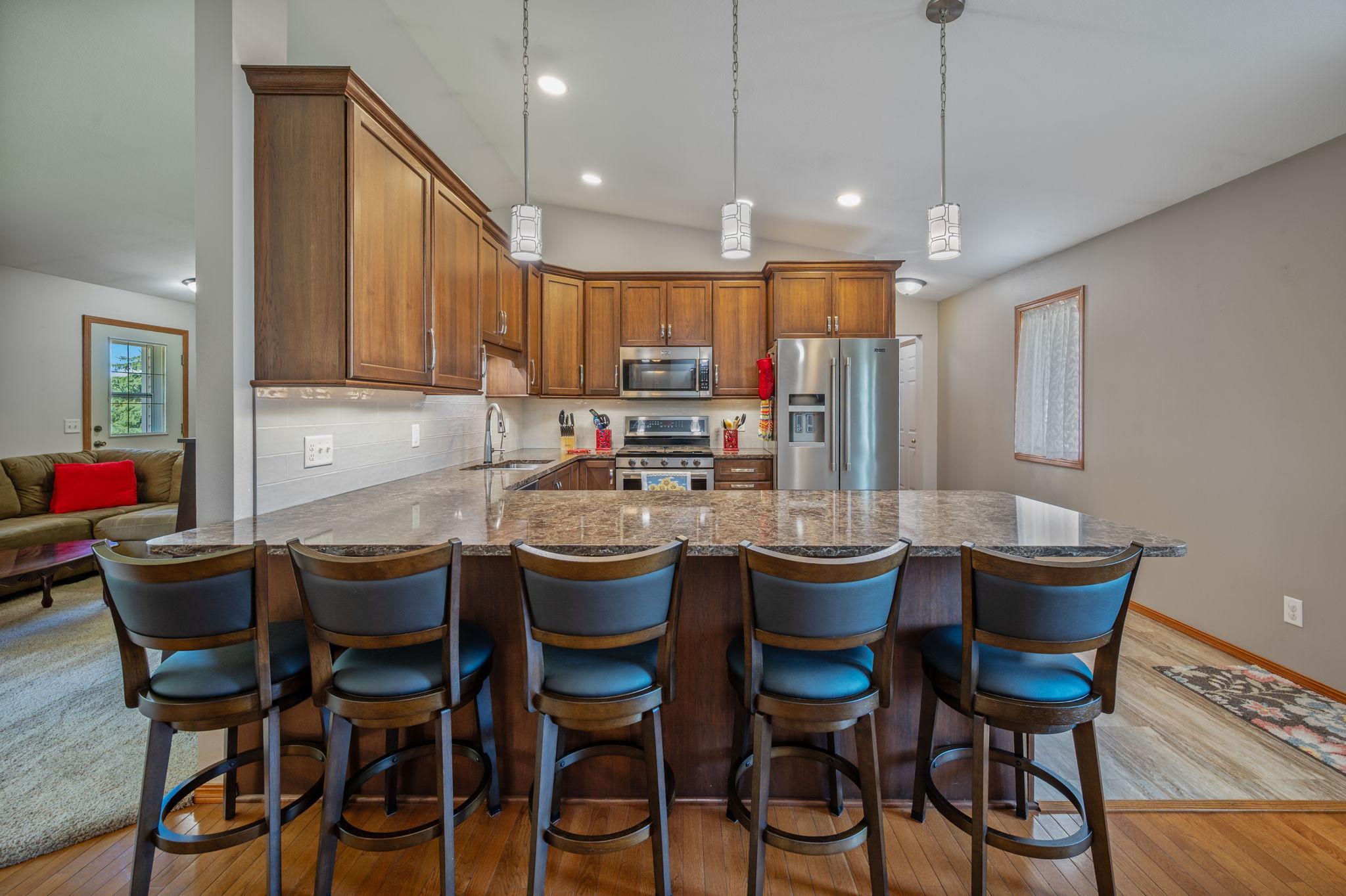 main property photo 7