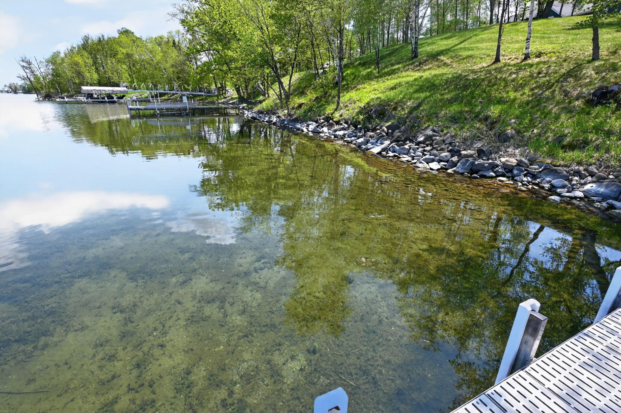 main property photo 28