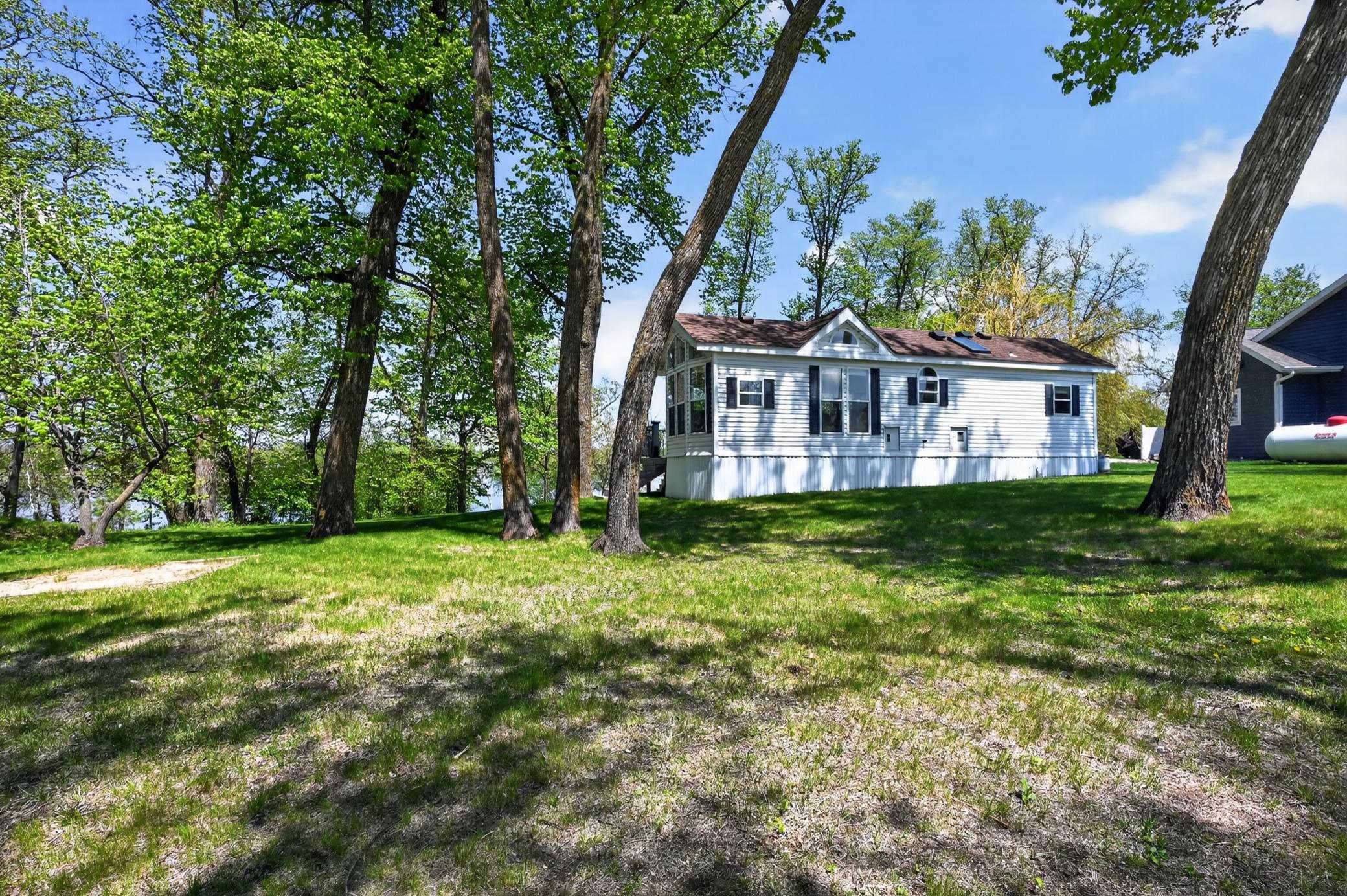 main property photo 39