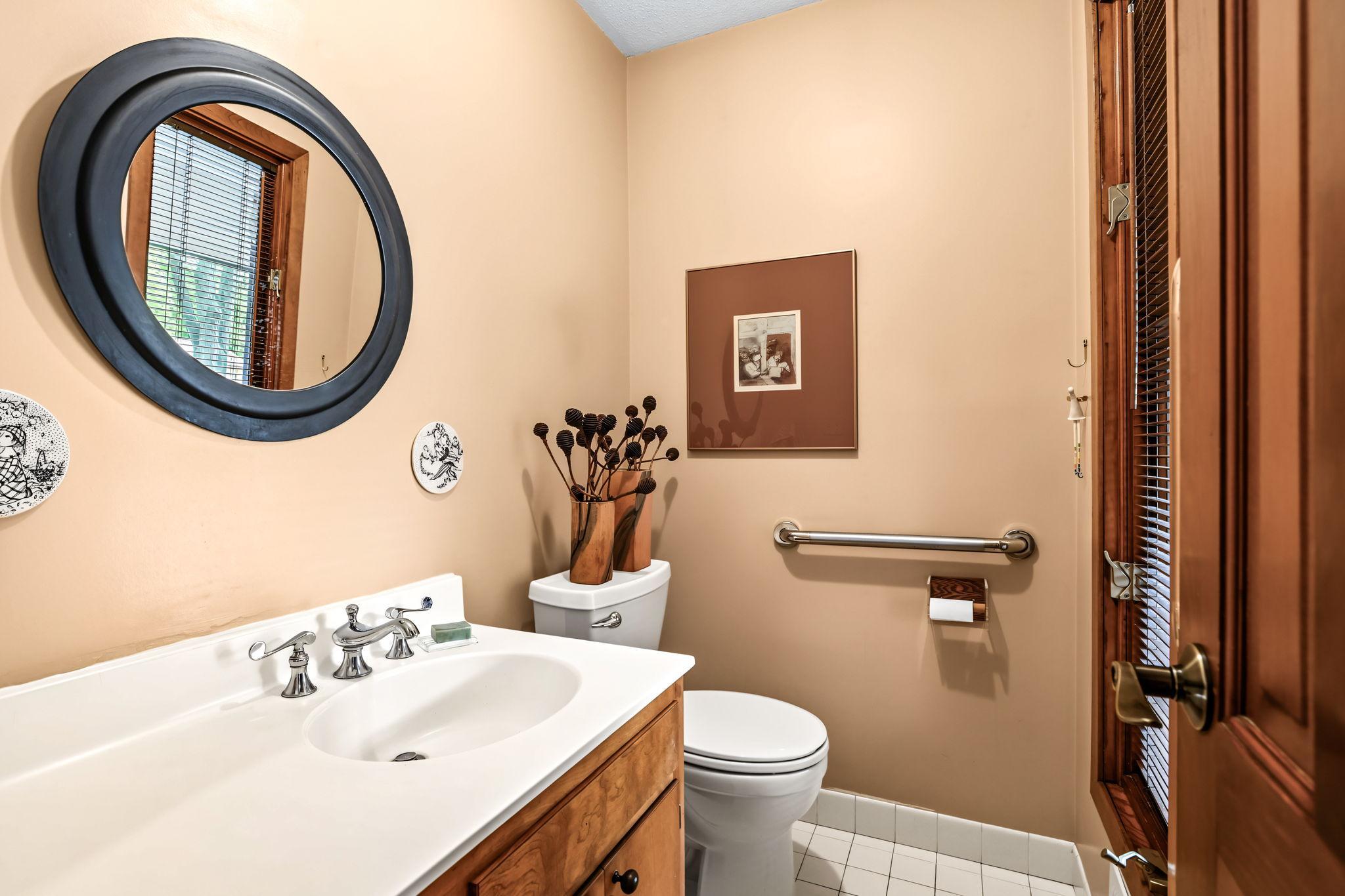 main property photo 27