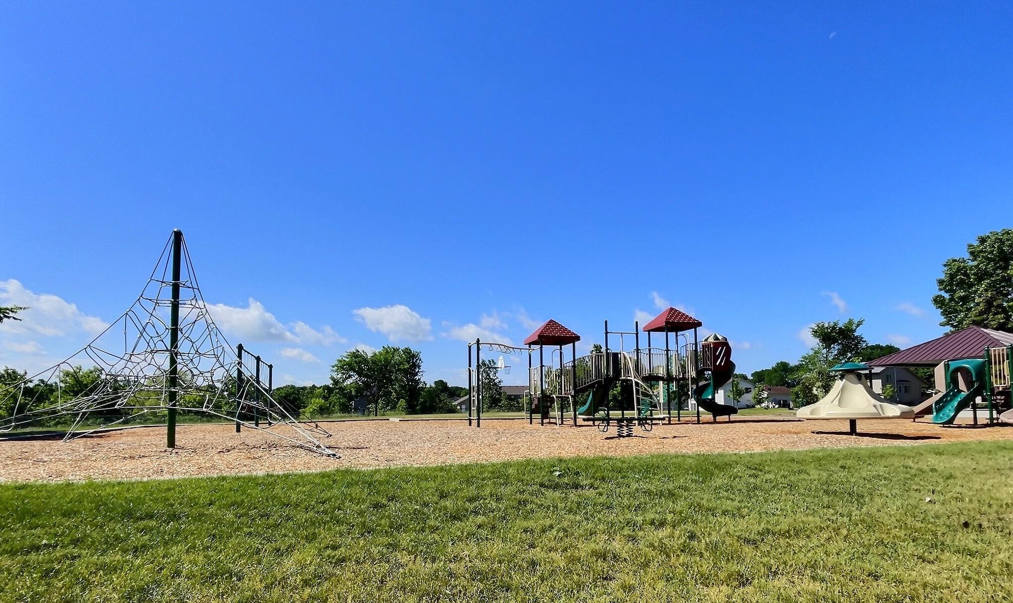 main property photo 17