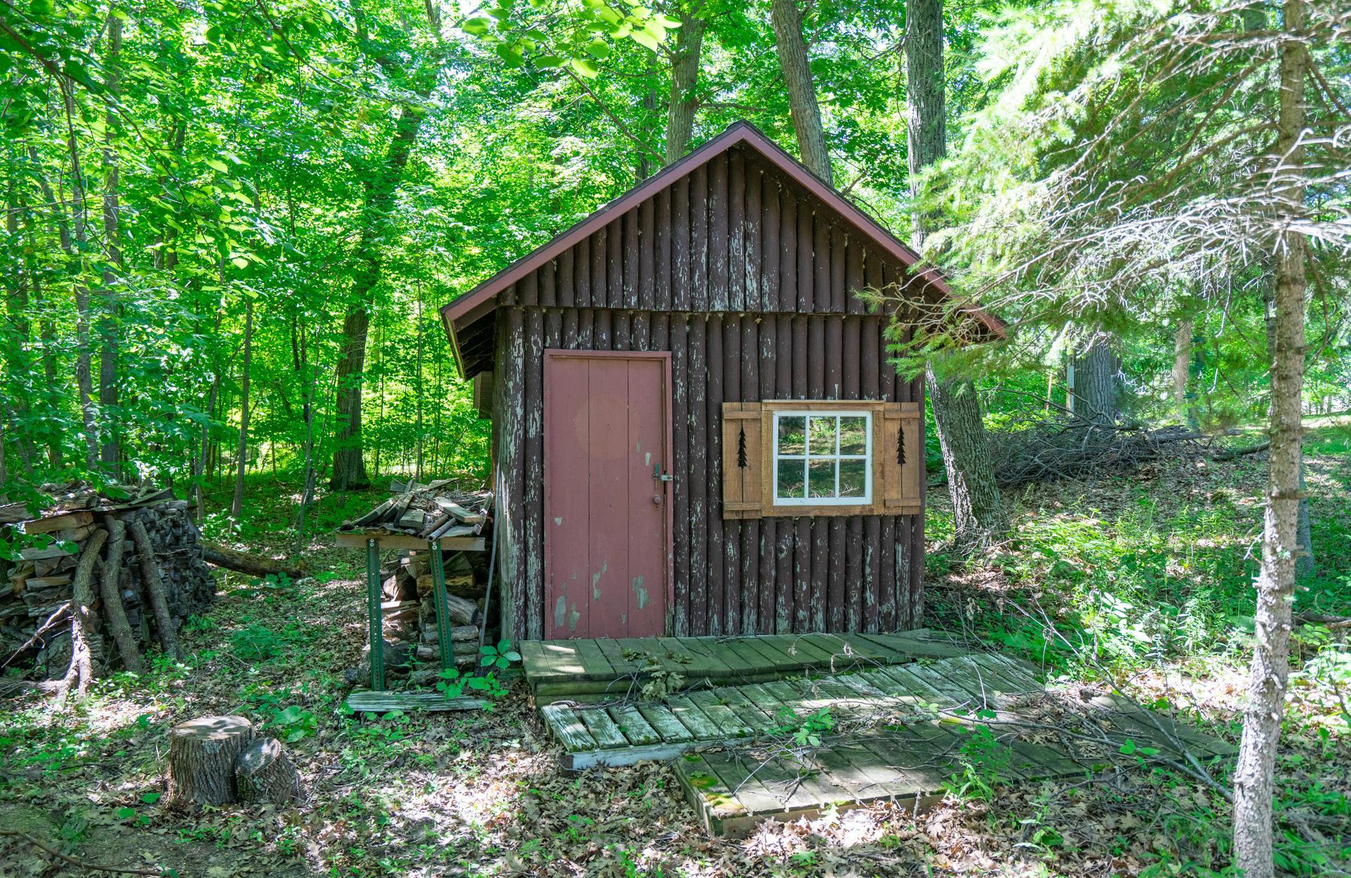 main property photo 40