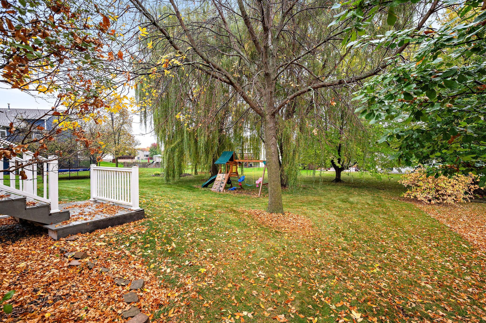 main property photo 28