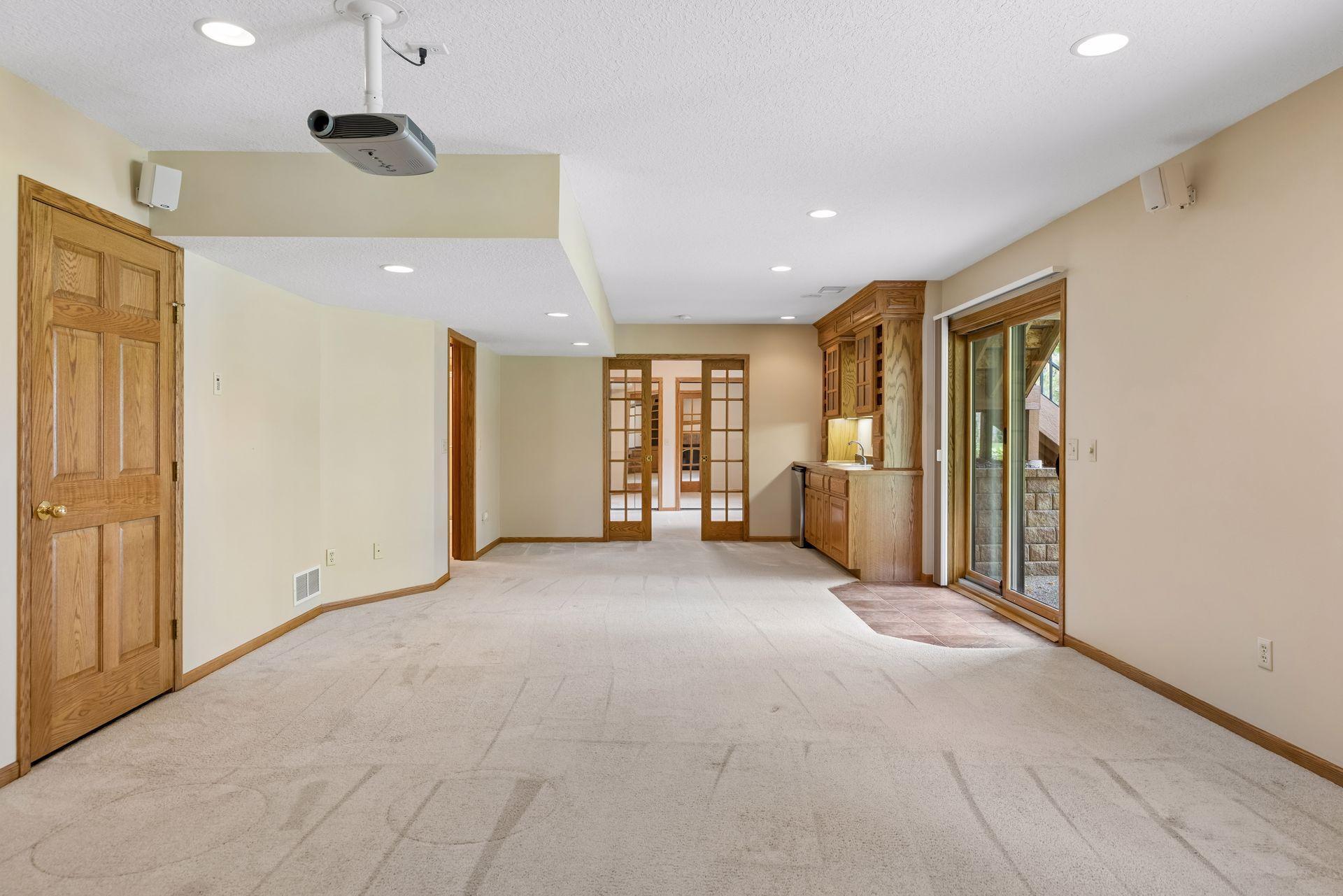 main property photo 74