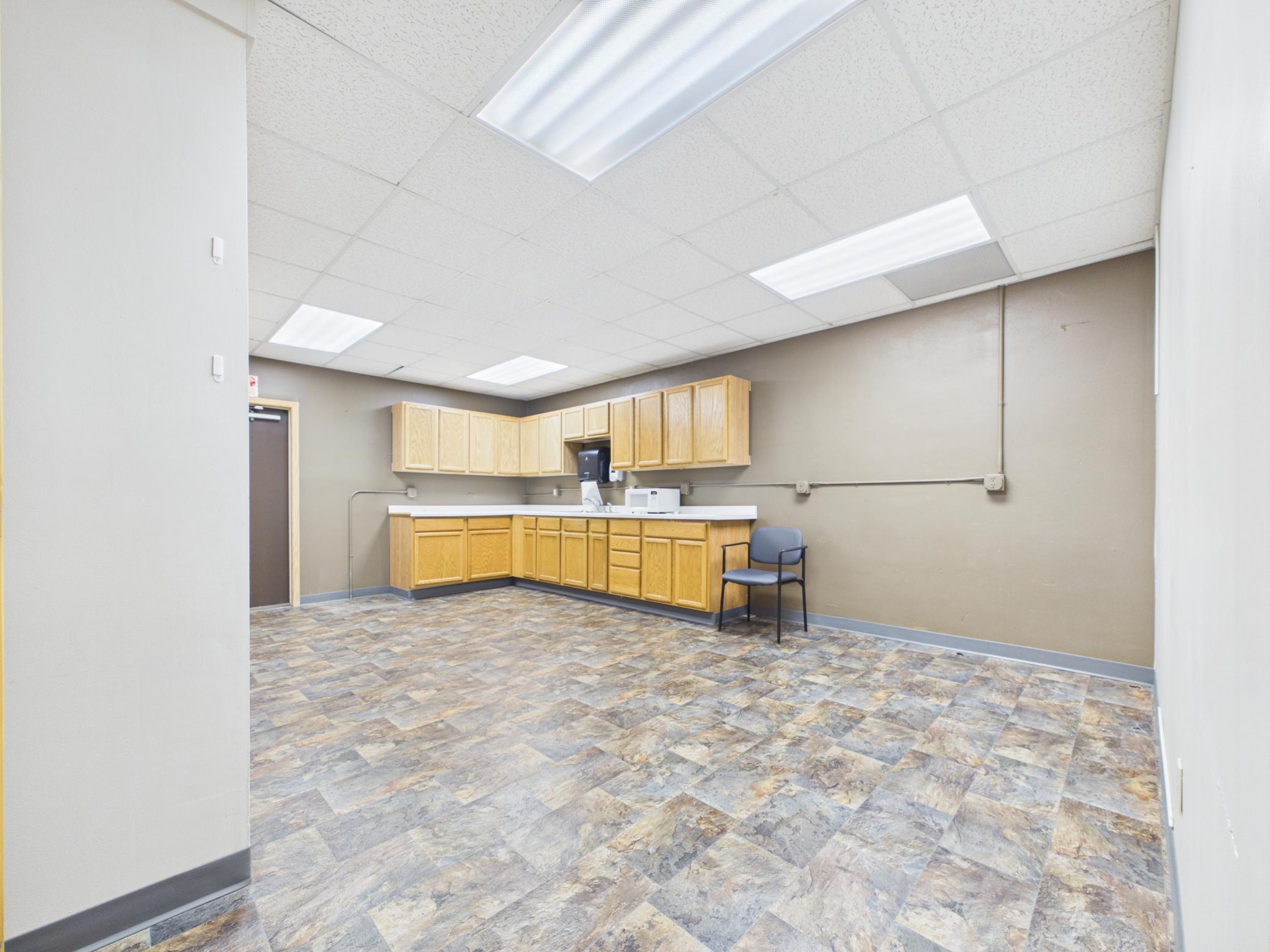 main property photo 7